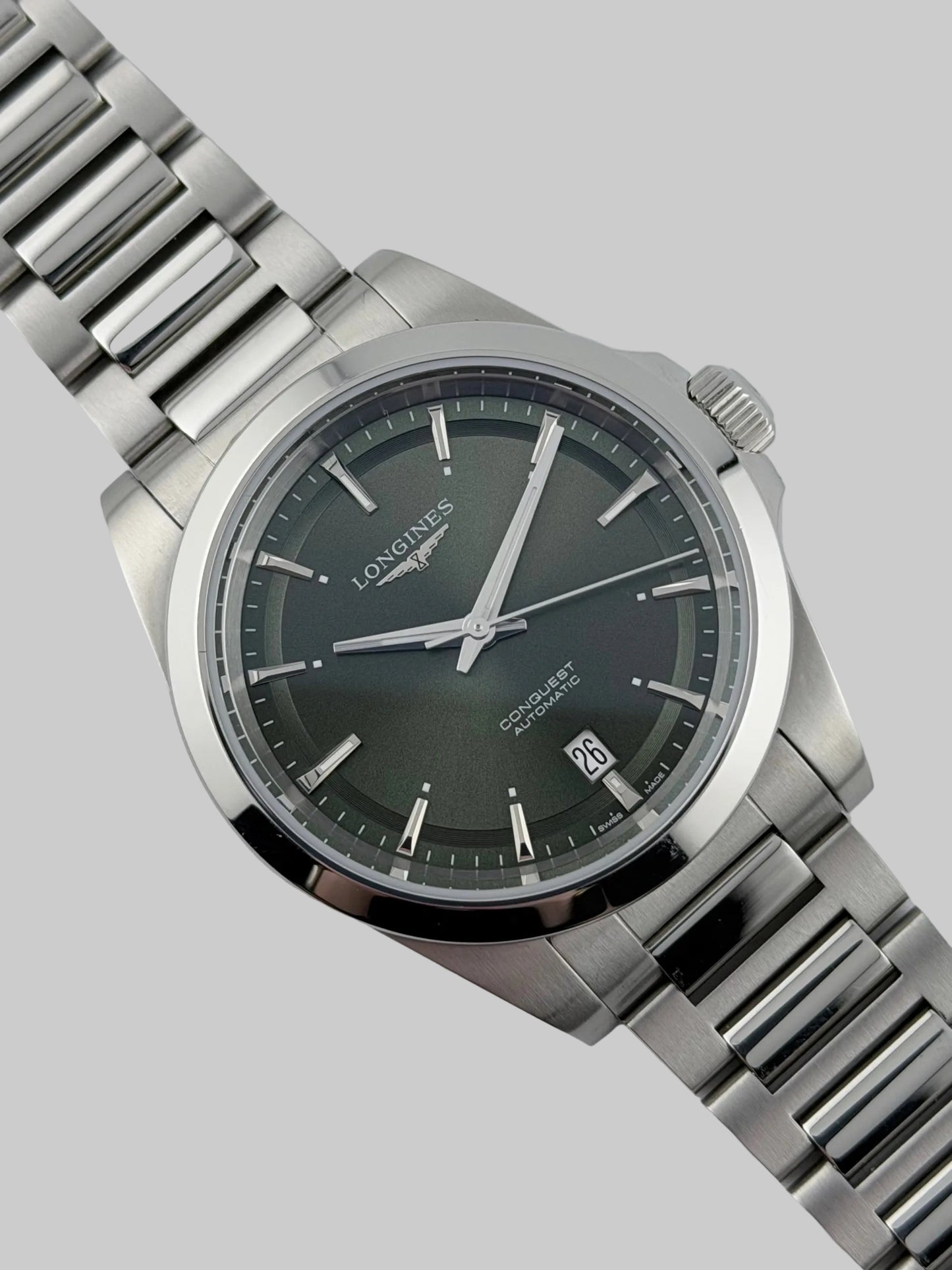 Longines Conquest Automatic Date L3.720.4 - Green Sunburst Dial