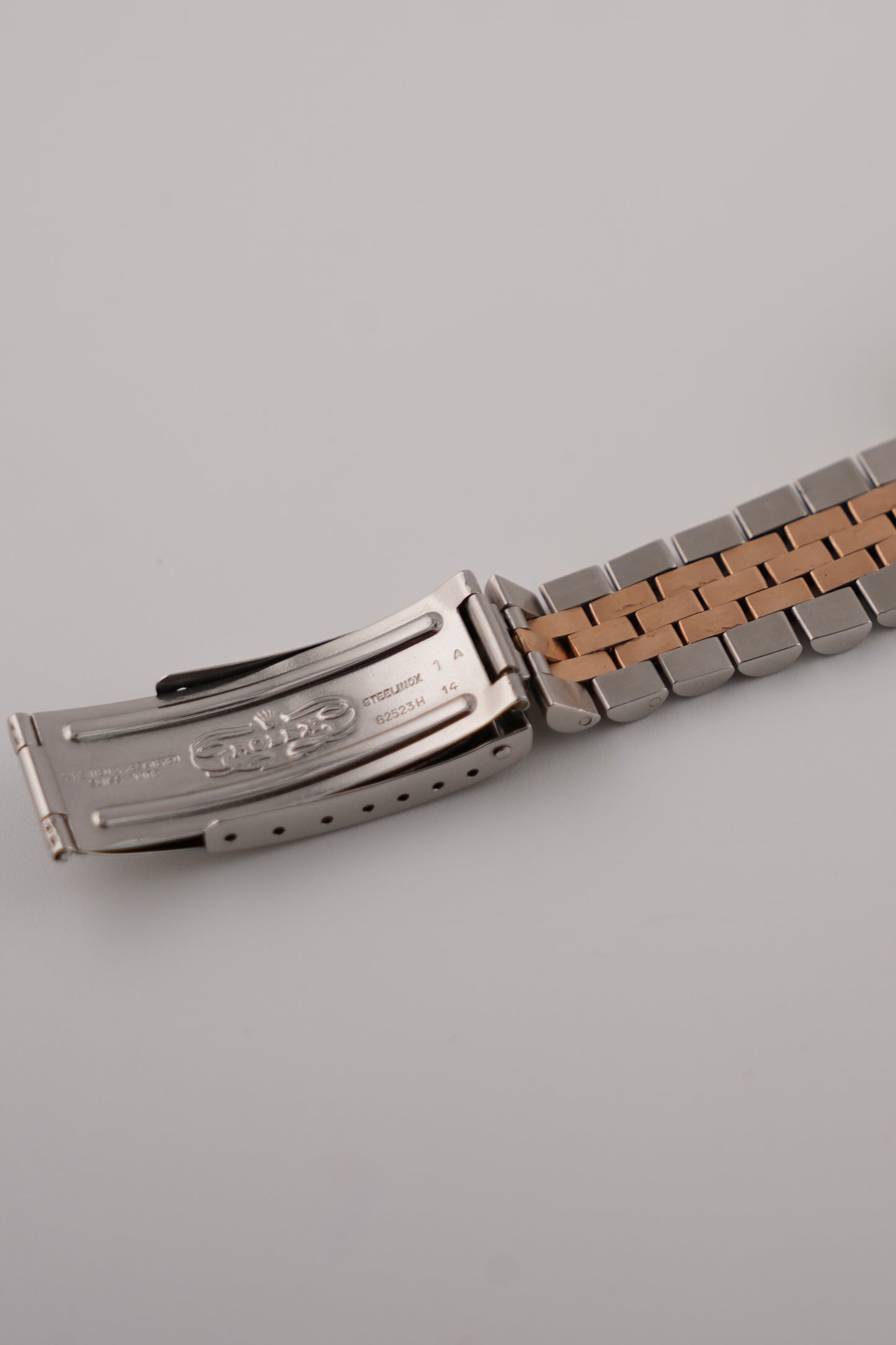 Rolex Datejust Oyster Perpetual - 1601 - Black Dial - 18k Rose Gold & Steel