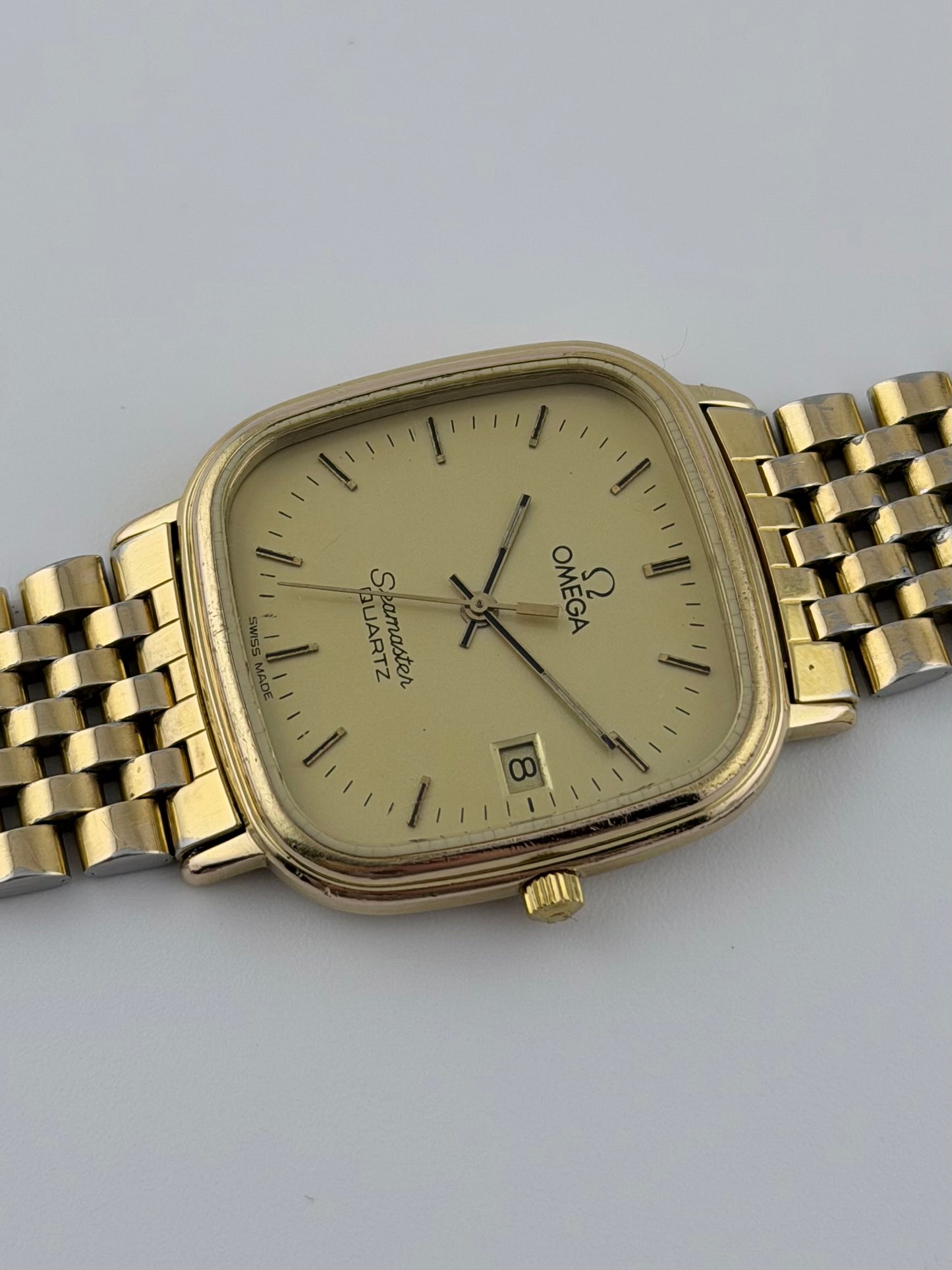 Omega Seamaster Quartz Date 196.0283
