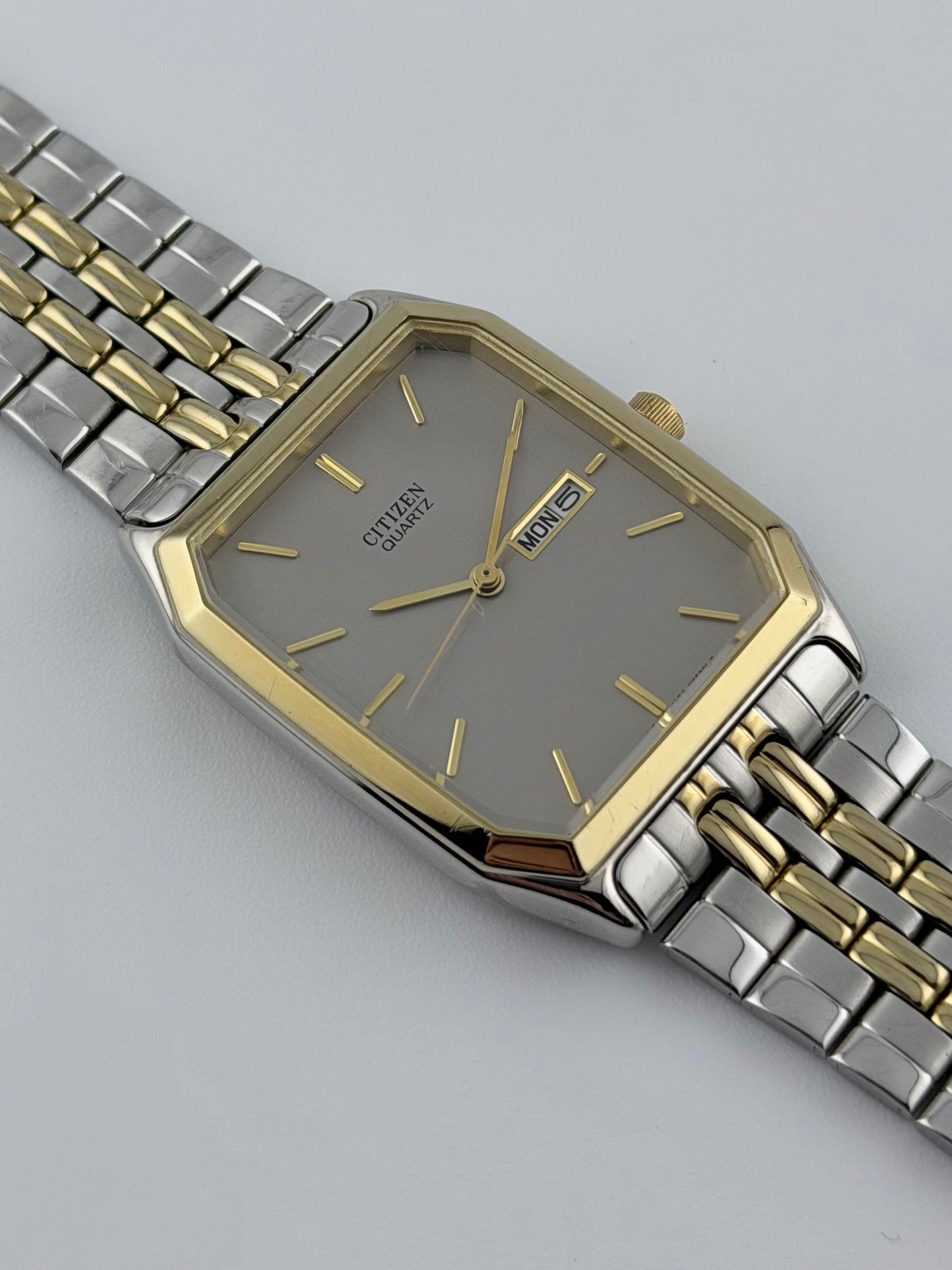 Citizen Tank Quartz - 1000-S63871 - Grey Patterned Dial