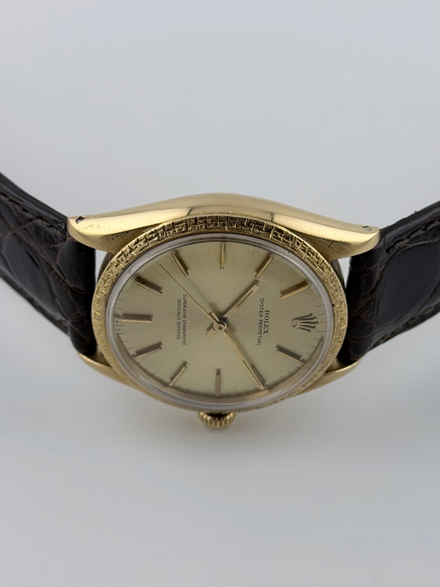 Rolex Oyster Perpetual Automatic 18kt Gold - 1030