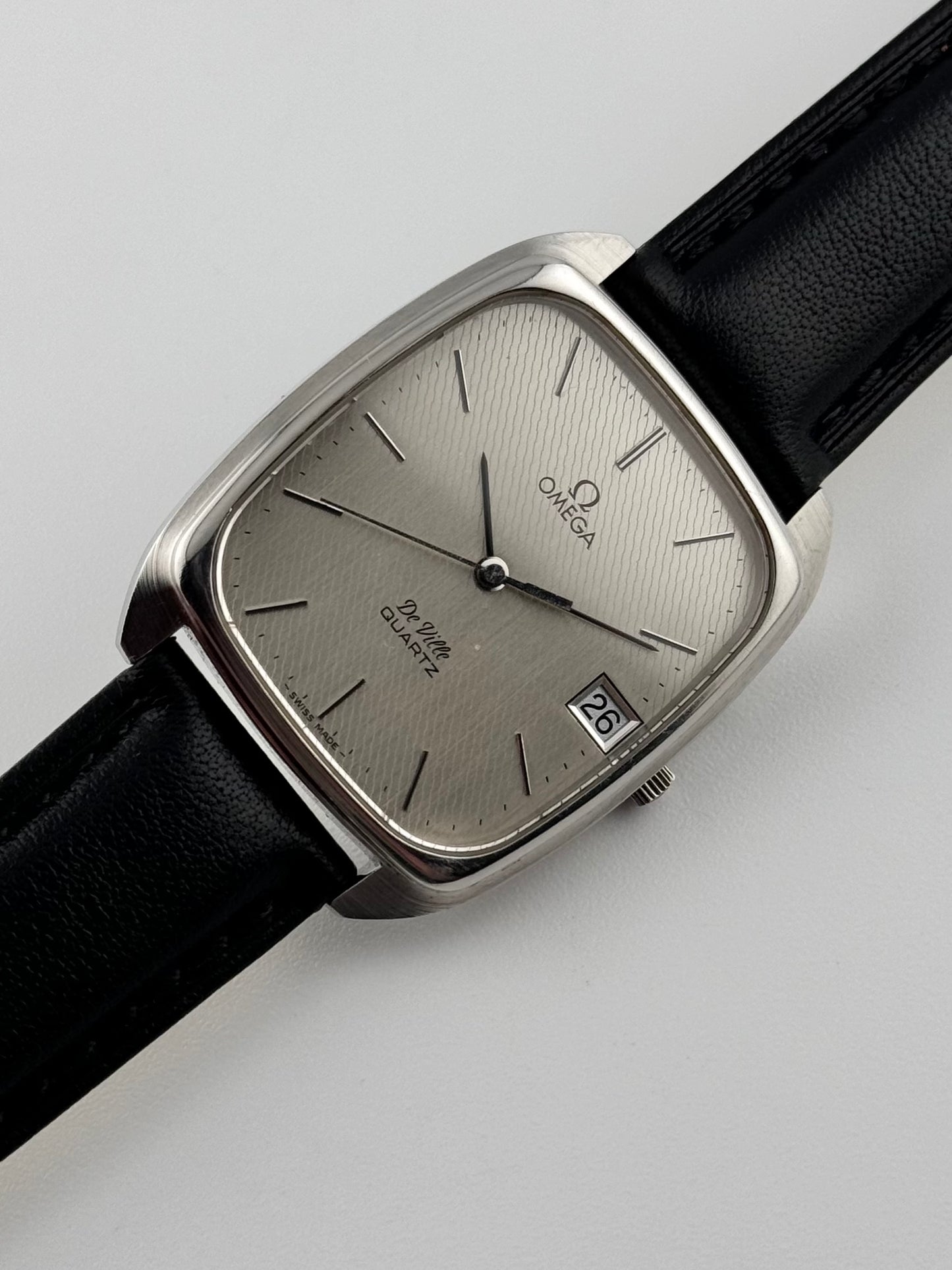 Omega De Ville Tank Quartz Date - Textured Dial - 192.0042
