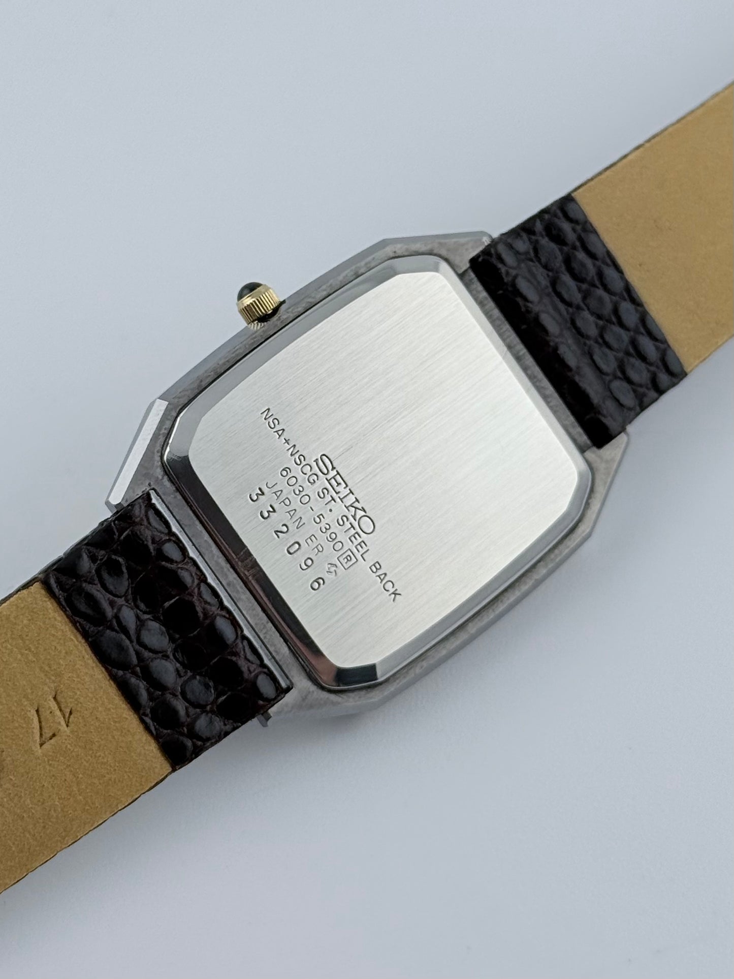 Seiko Dolce Tank Quartz - 6030-5390 Rare Silk Embossed Dial - Original Box