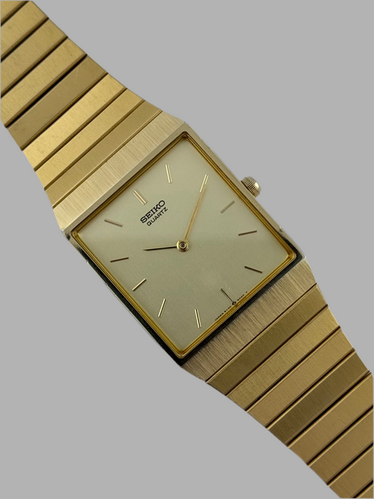 Seiko Tank Quartz 5Y00-5020 with BOX