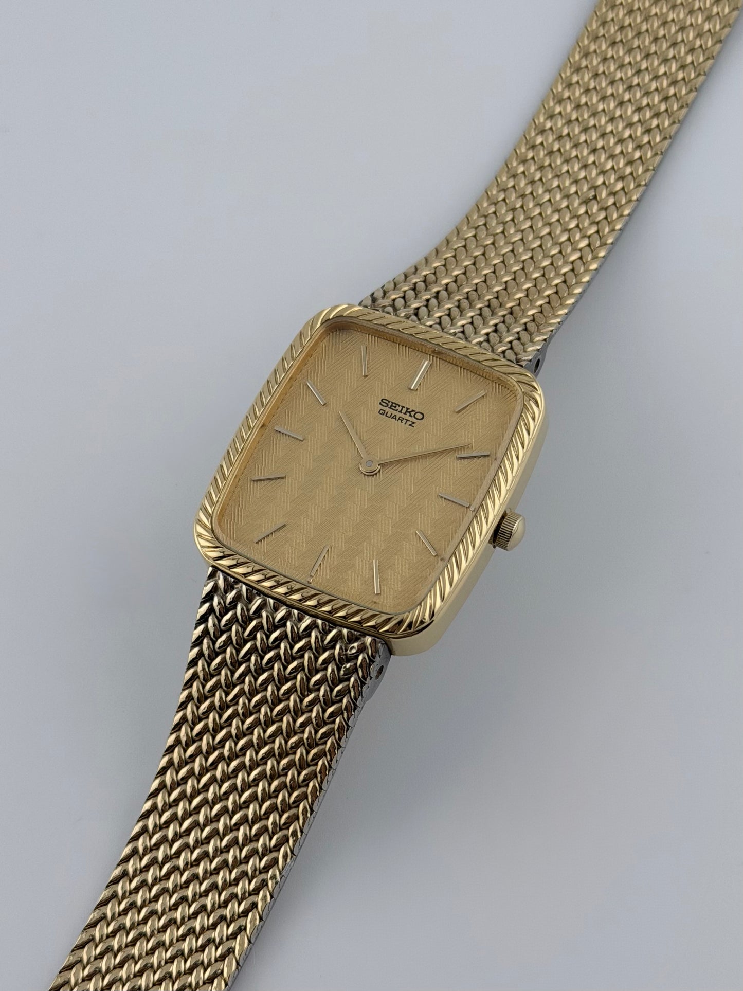 Seiko Tank Quartz 8620-5090