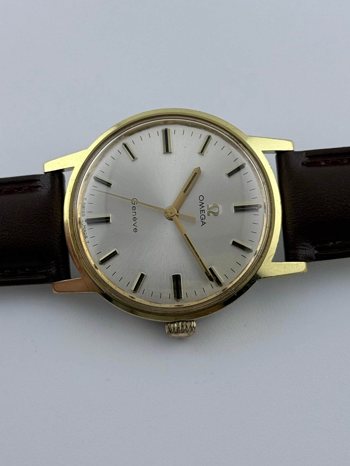 Omega Geneve Manual 135.070 - Box and Papers