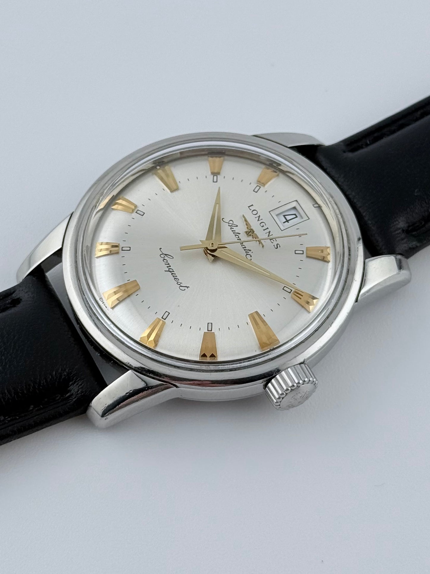 Longines Conquest Automatic Date L.1611.4 - Sunburst Dial