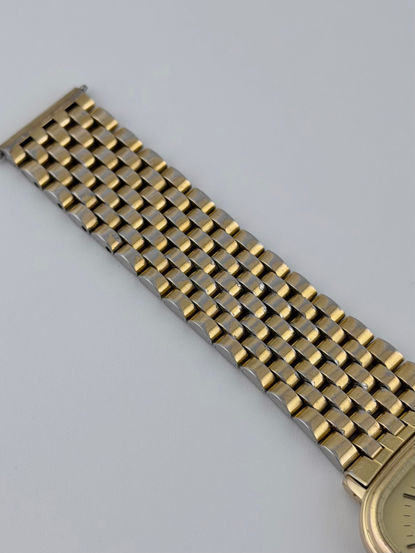 Omega Seamaster Quartz Date 196.0283