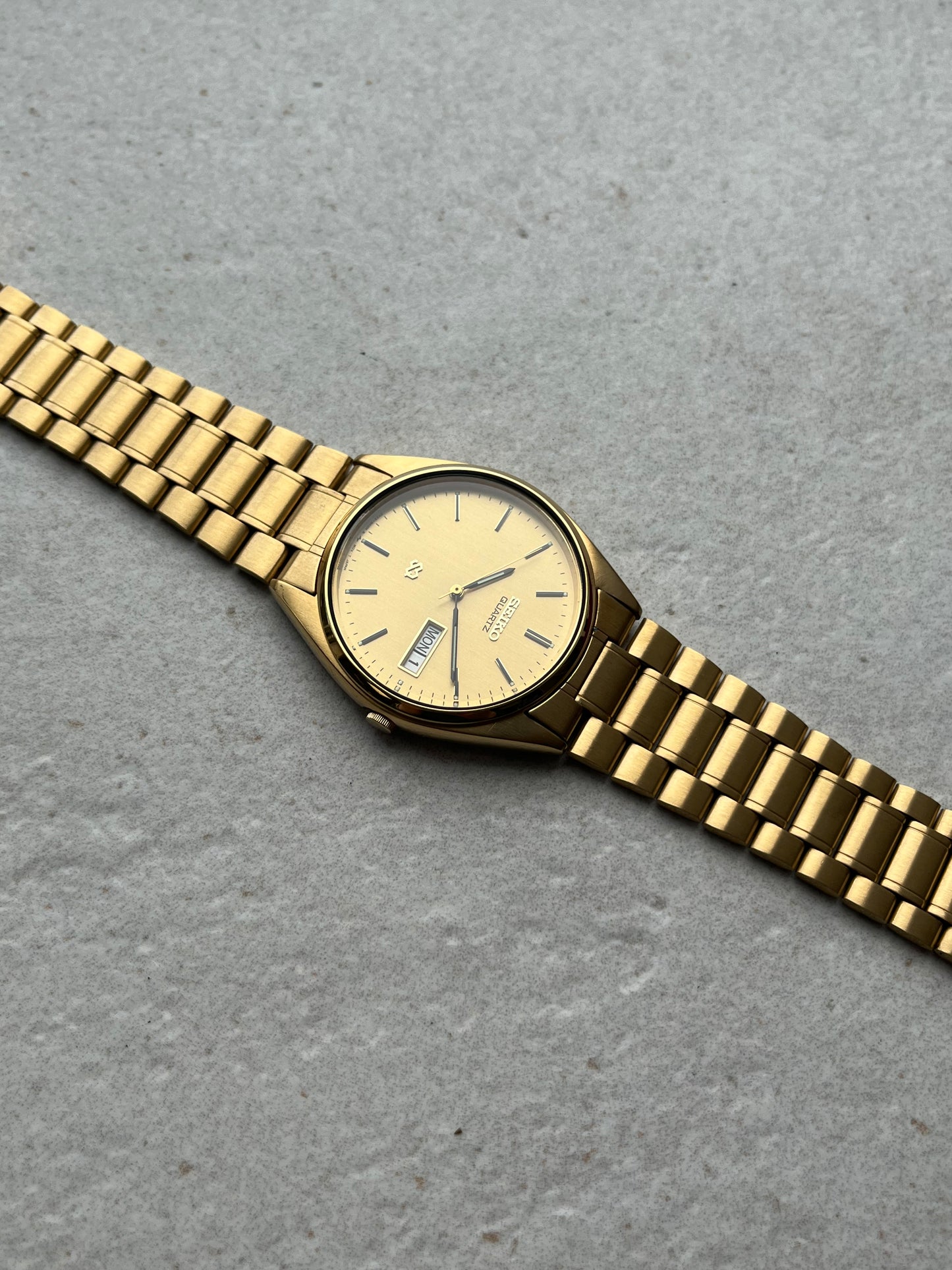 Seiko SQ Quartz 5Y23-8A11