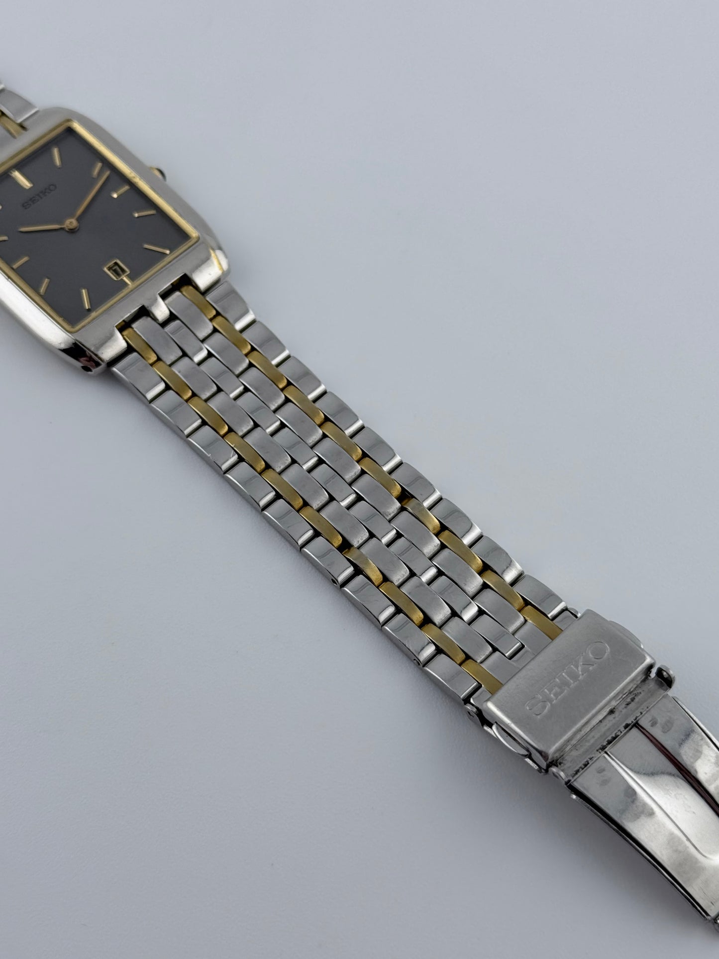 Seiko Tank Quartz 7N39-5020