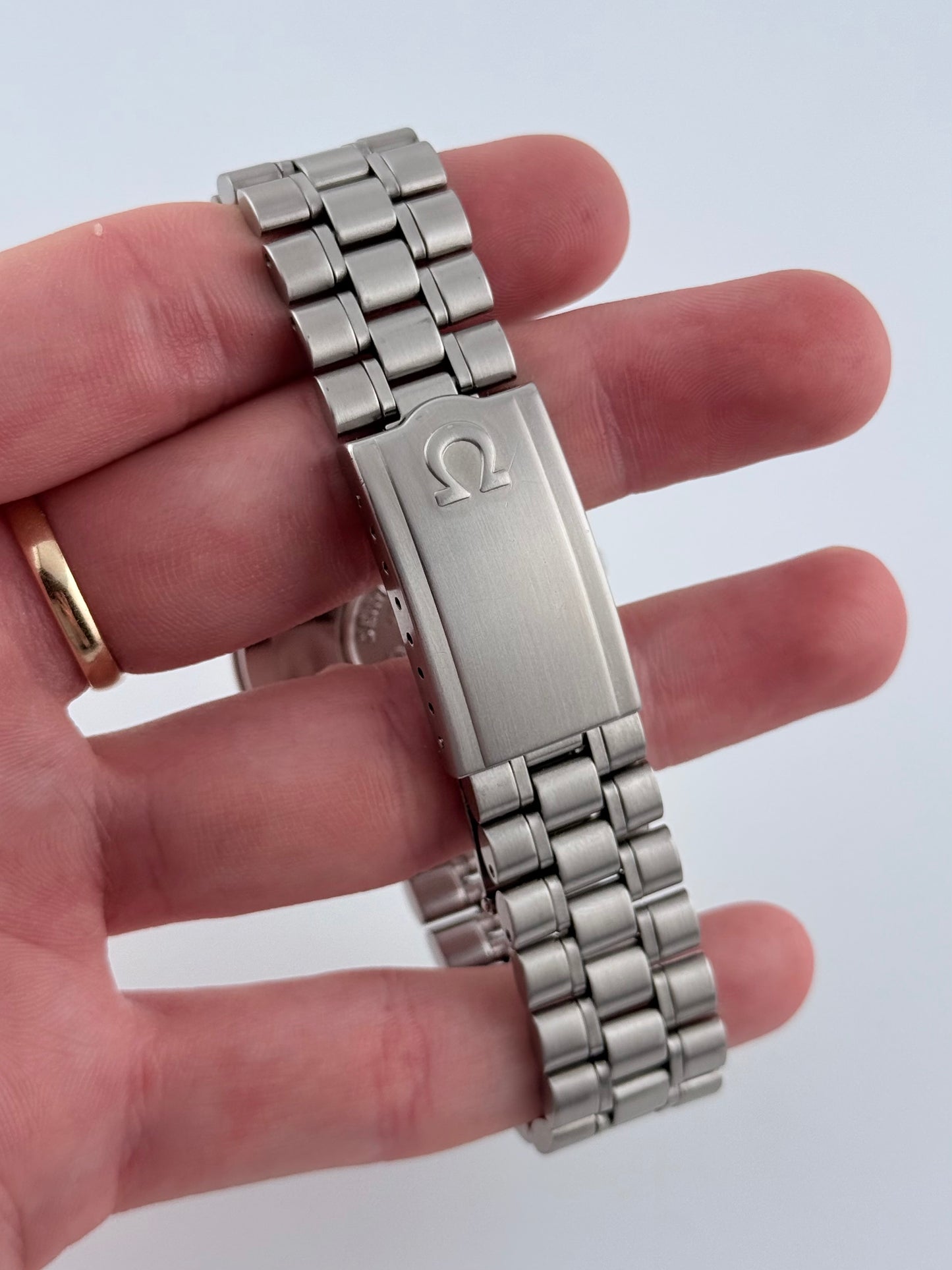 Omega Seamaster Automatic Date 166.067 - Sunburst Dial
