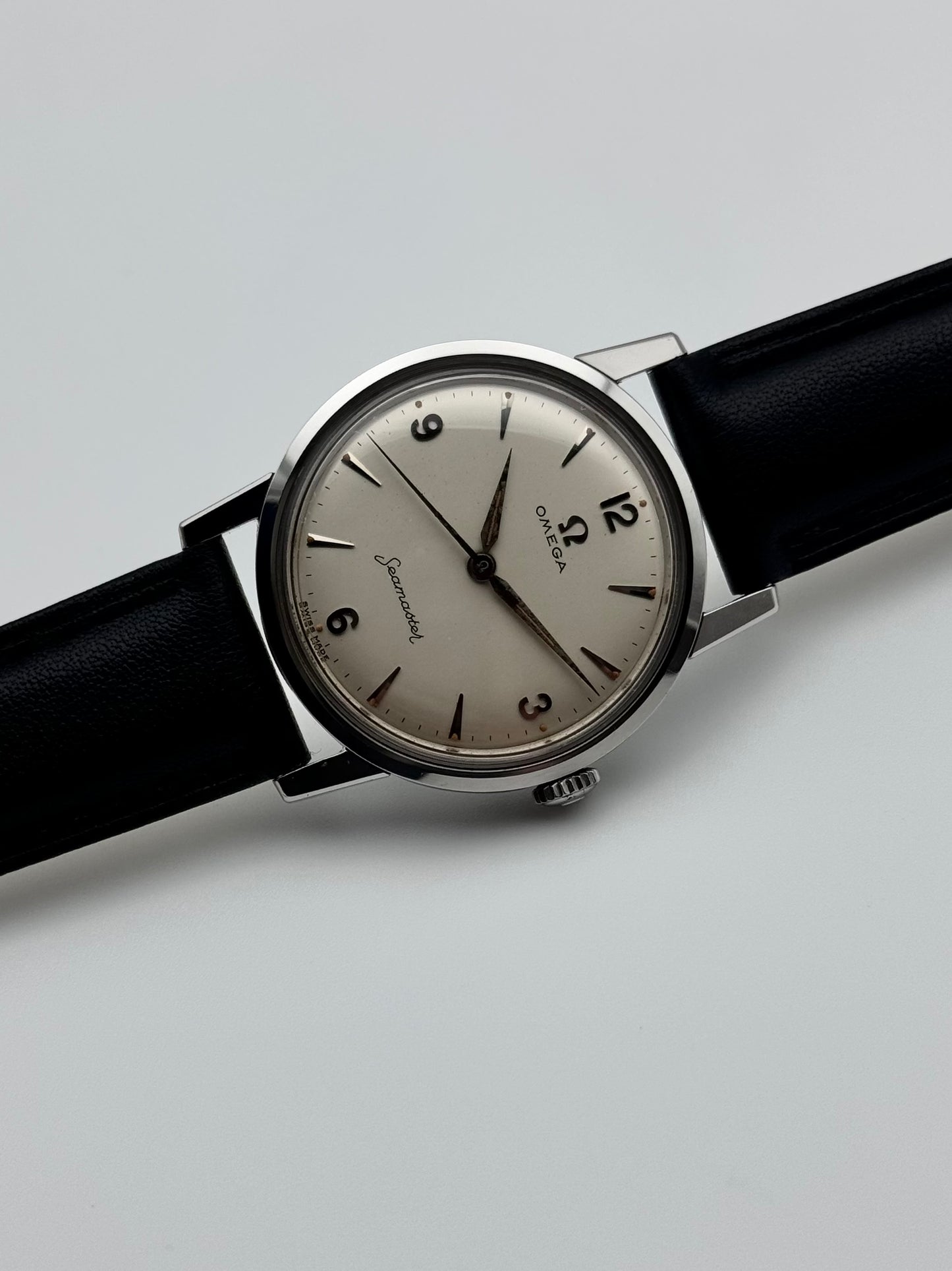 Omega Seamaster Manual Wind Arabic Numerals - 14723