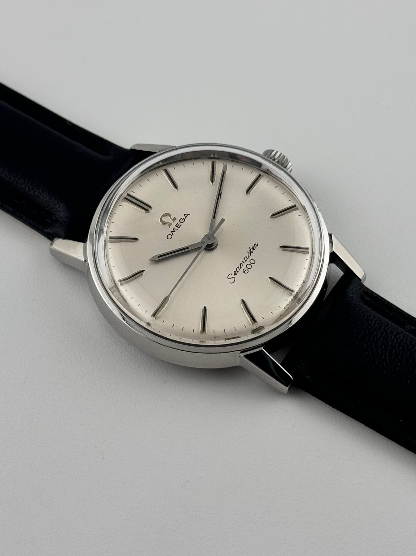 Omega Seamaster 600 Manual Wind - 135.011 Sunburst Dial