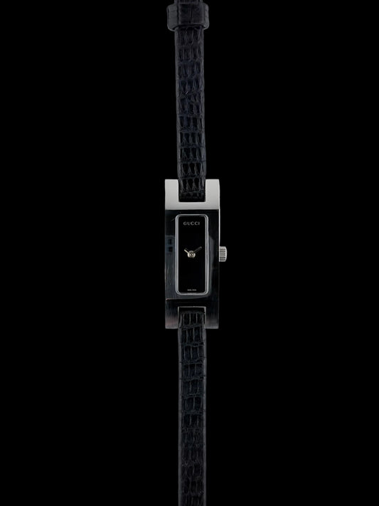 Gucci 3900L Quartz - Ladies - Black Dial