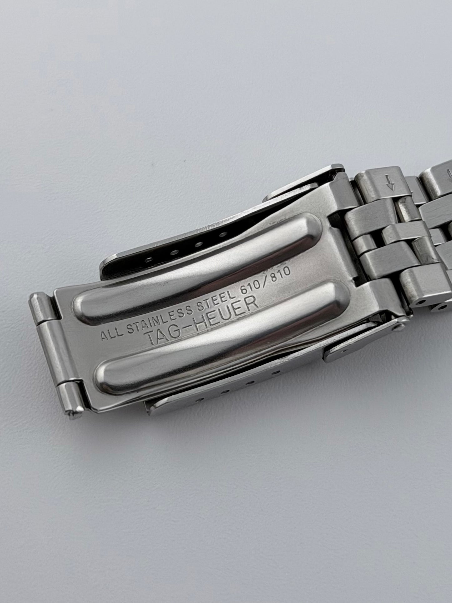Tag Heuer Professional 200m Quartz Date - WD1210-G-20