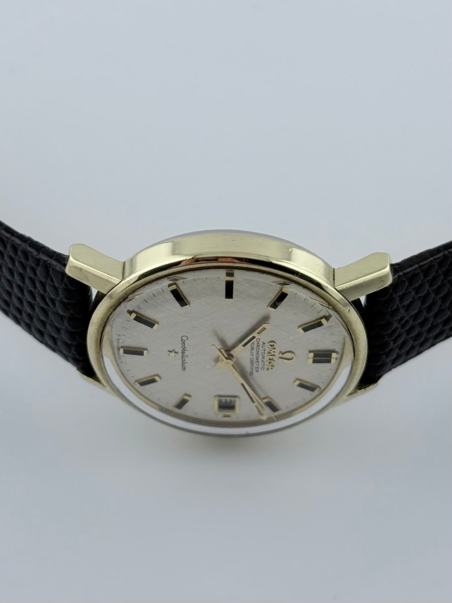 Omega Constellation Chronometer Date - 168.018 - Rare Linen Dial