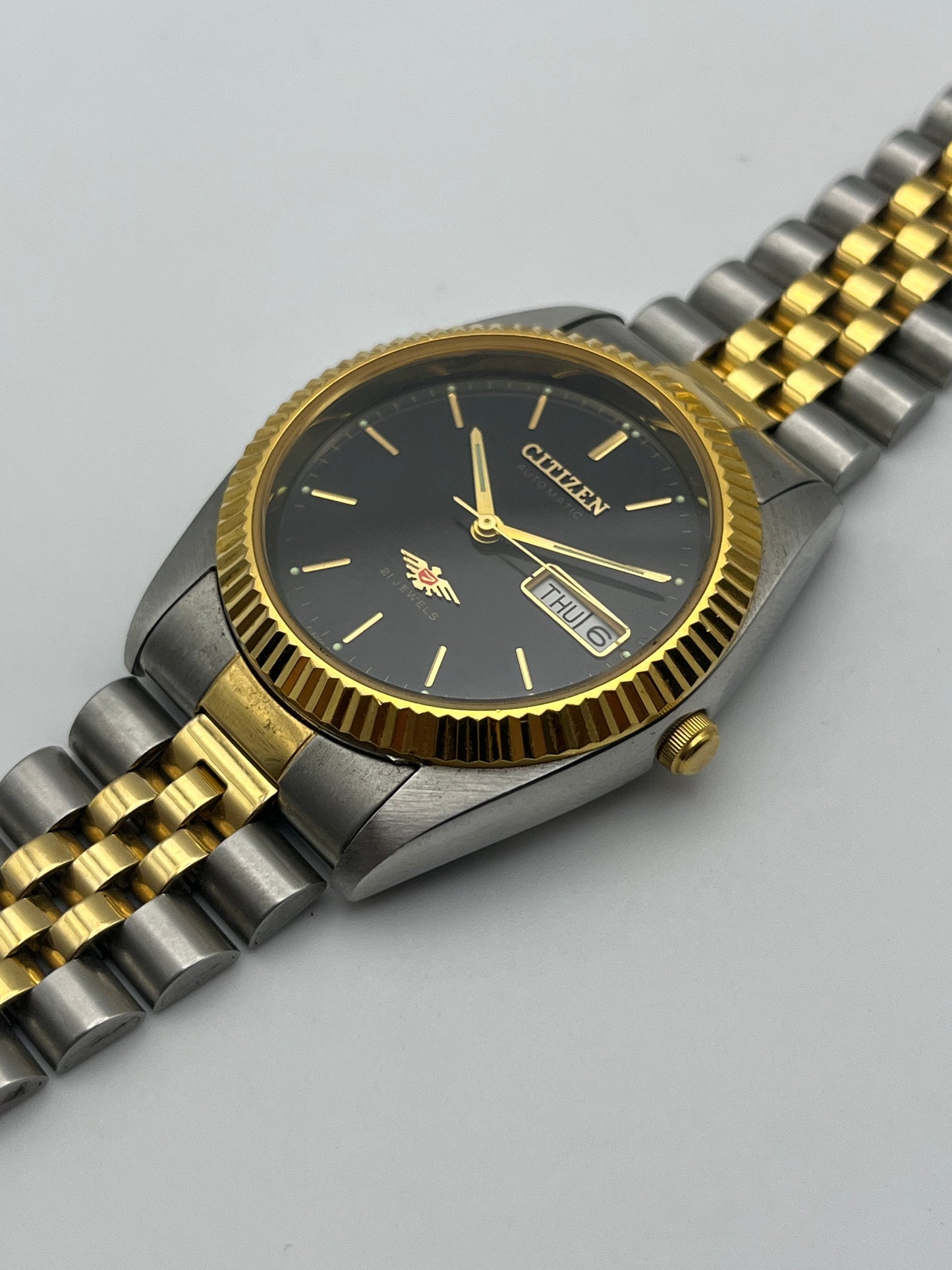 Citizen Eagle 7 Day-Date 4-R02106