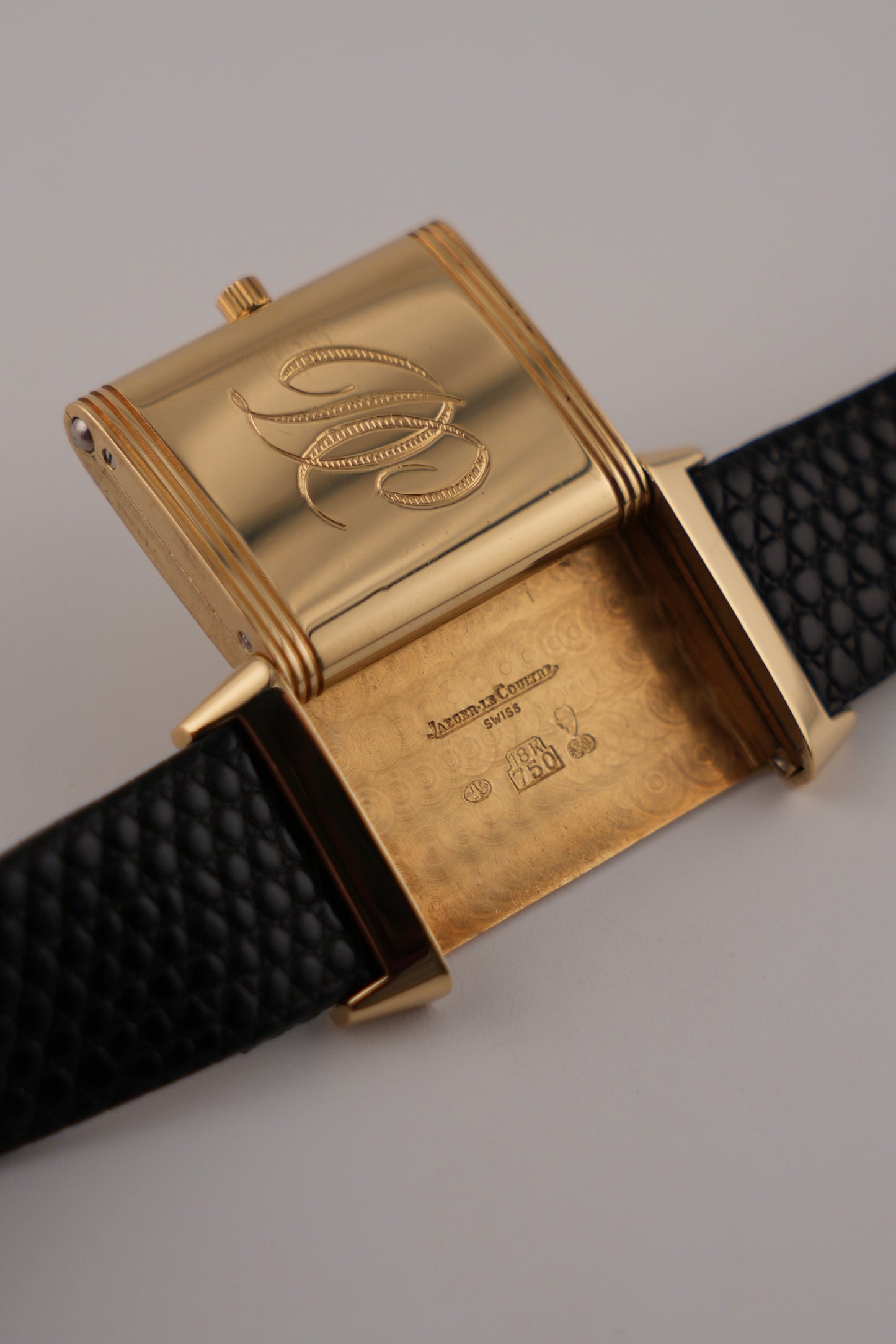 Jaeger-LeCoultre Reverso Quartz 250.1.11 - 18k - Cream Arabic Dial - Box and Papers