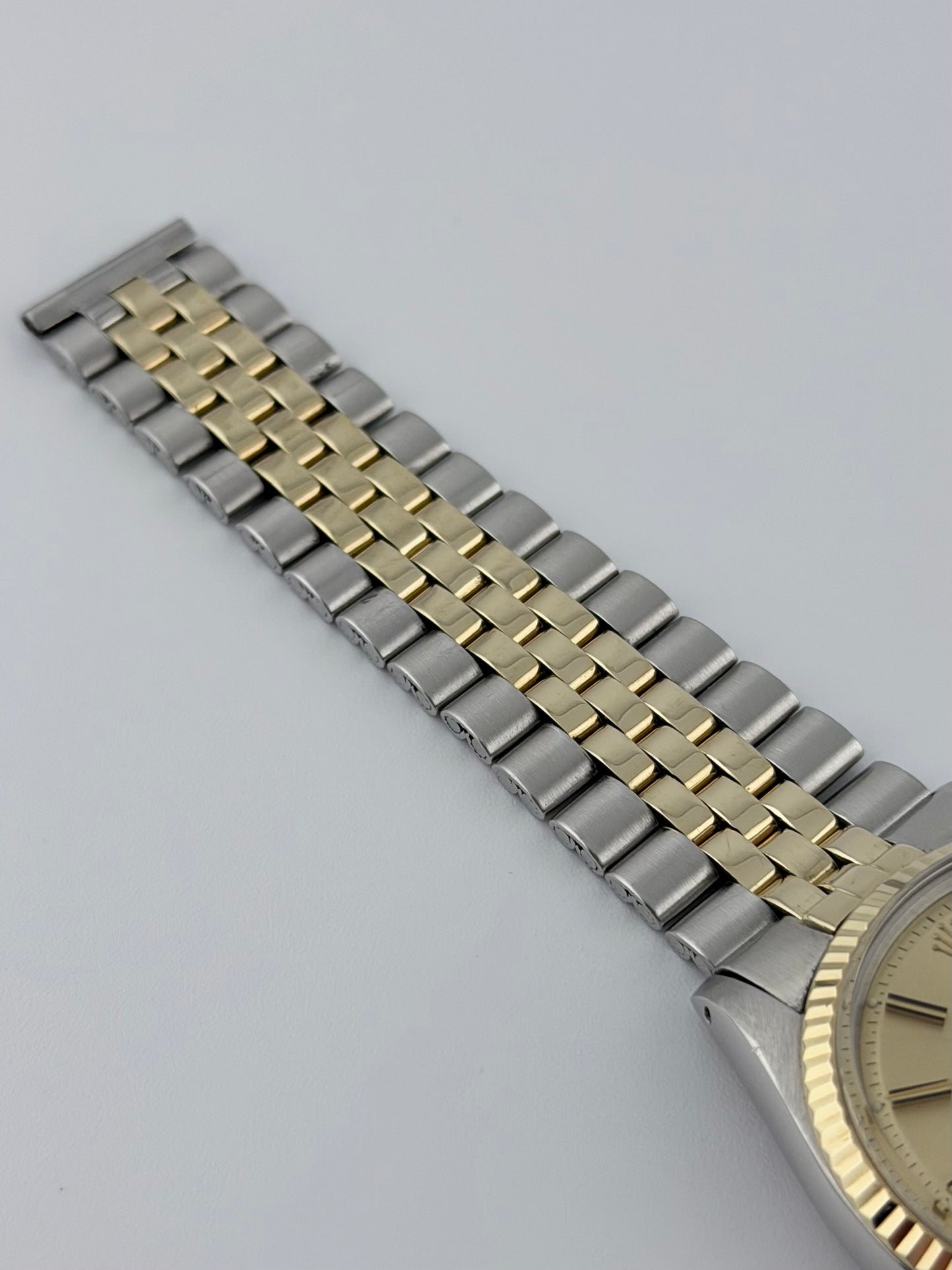 Rolex Datejust Oyster Perpetual - 1601 - “Wide Boy” - Box and Booklets