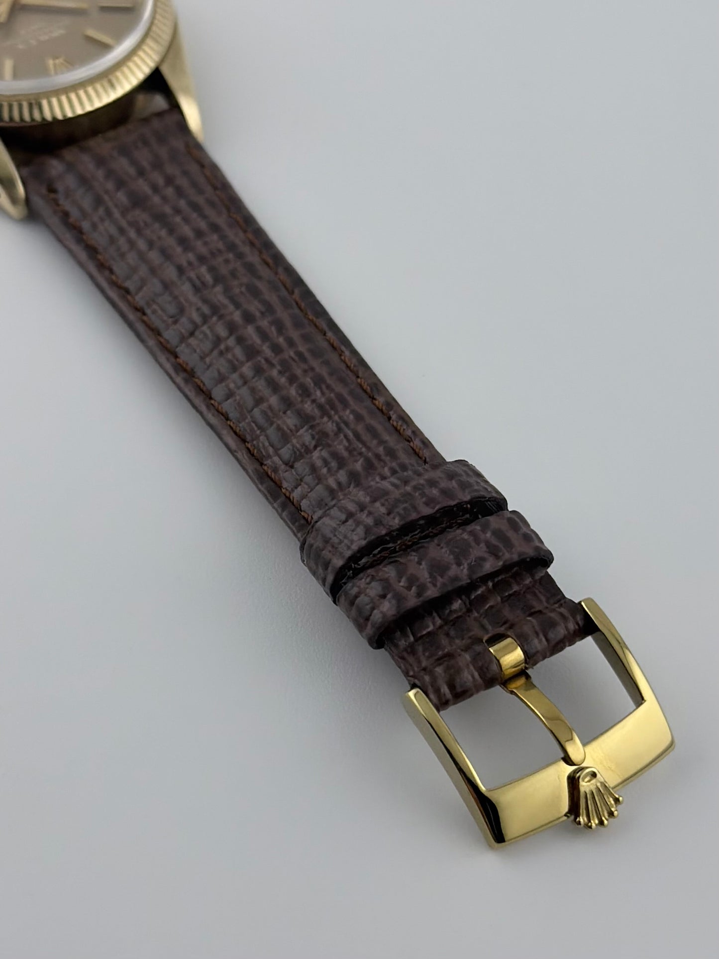 Rolex Oyster Perpetual Date Automatic - 1503 - Ultra Rare Havana Shantung Dial - Solid 14k Gold
