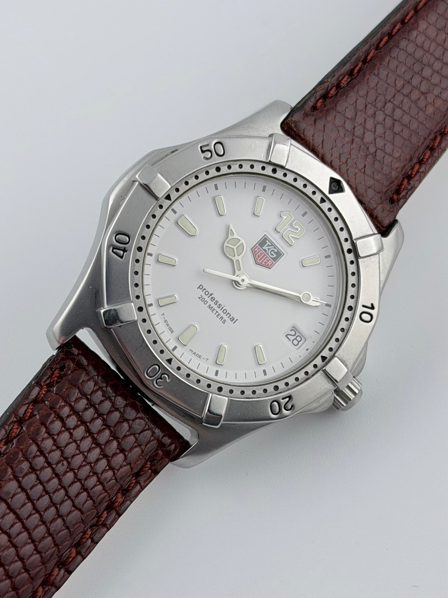 Tag Heuer Professional 200m Quartz Date - WK1111