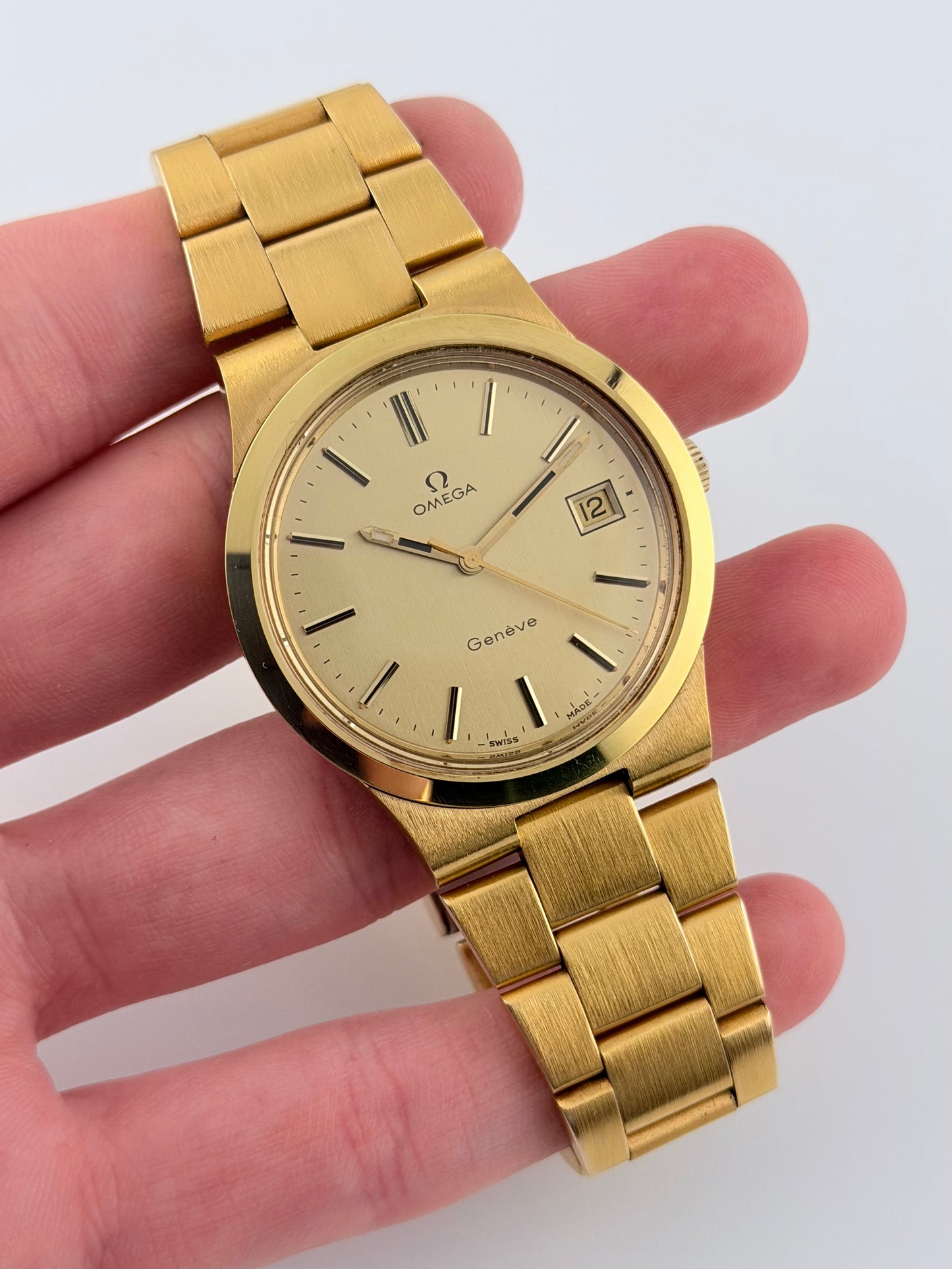 Omega Geneve Manual Wind Date - 136.0103 - Box and Papers!