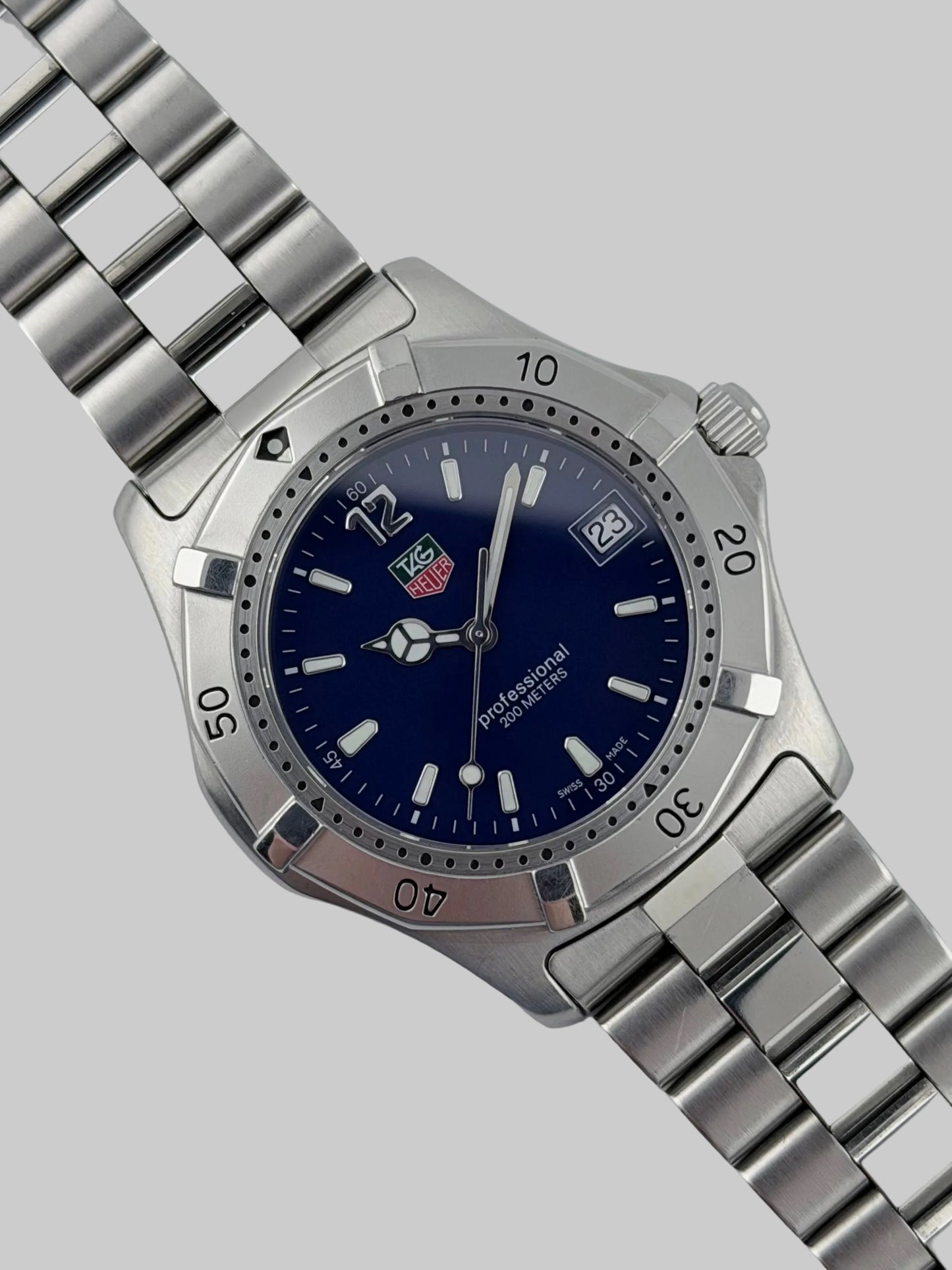 Tag Heuer Professional 200 Quartz Date - WK1113-0