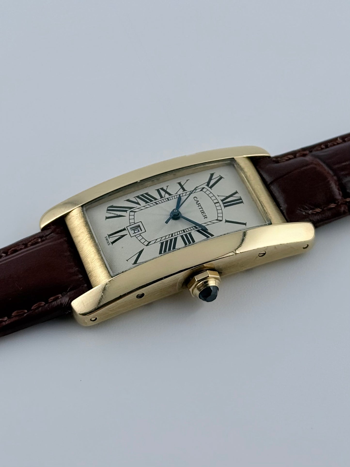 Cartier Tank Americaine Automatic - Solid 18ct Gold - 1725