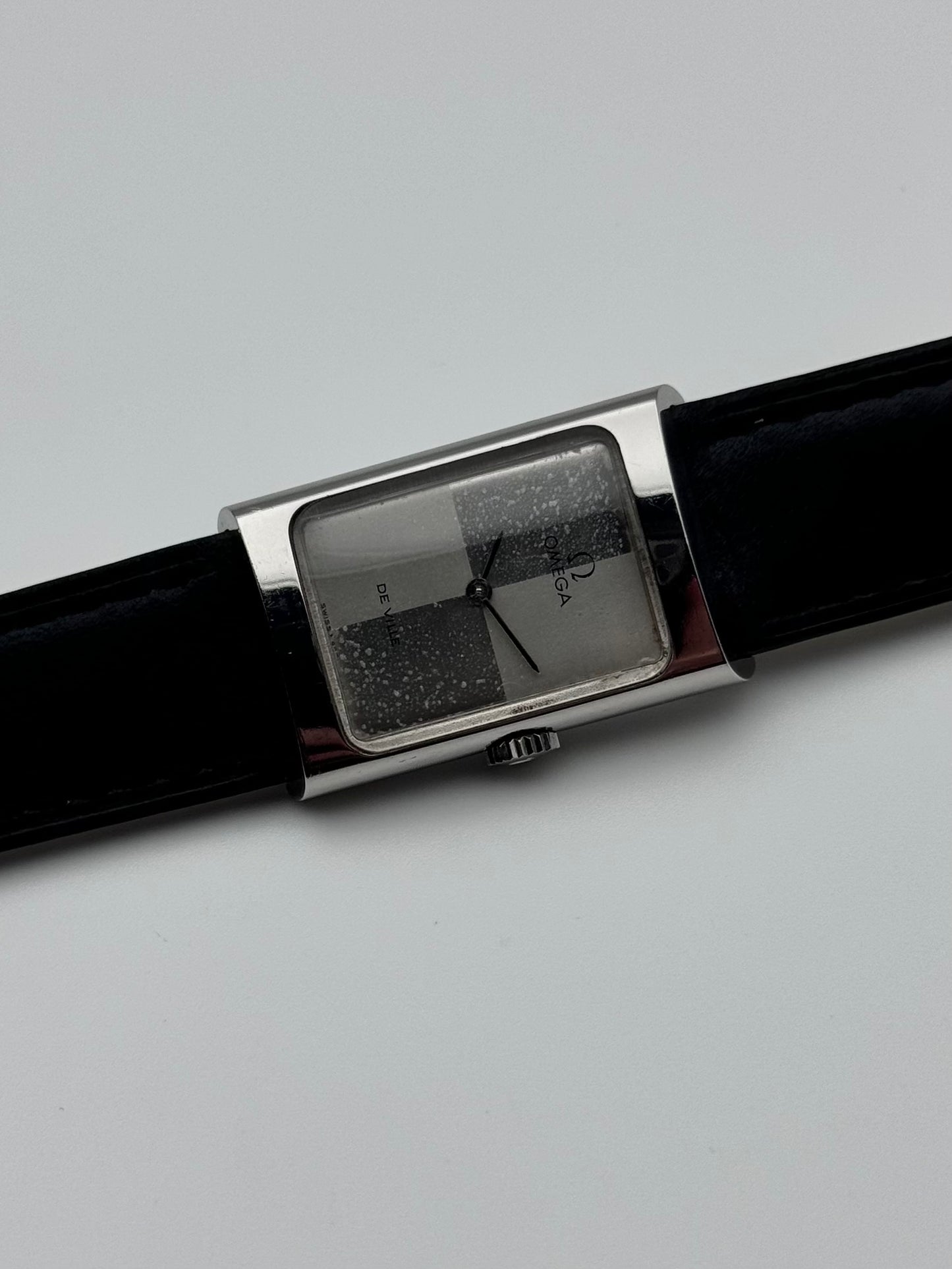 Omega De Ville Tank Manual Wind - Harlequin Dial - 511.0458