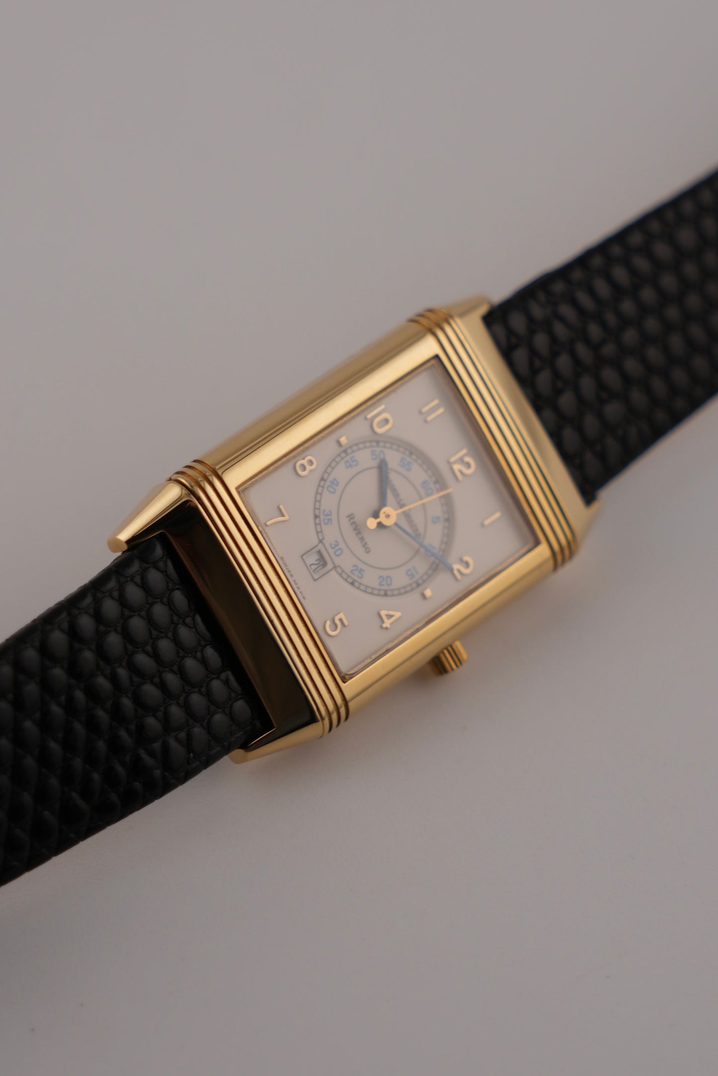 Jaeger-LeCoultre Reverso Quartz 250.1.11 - 18k - Cream Arabic Dial - Box and Papers