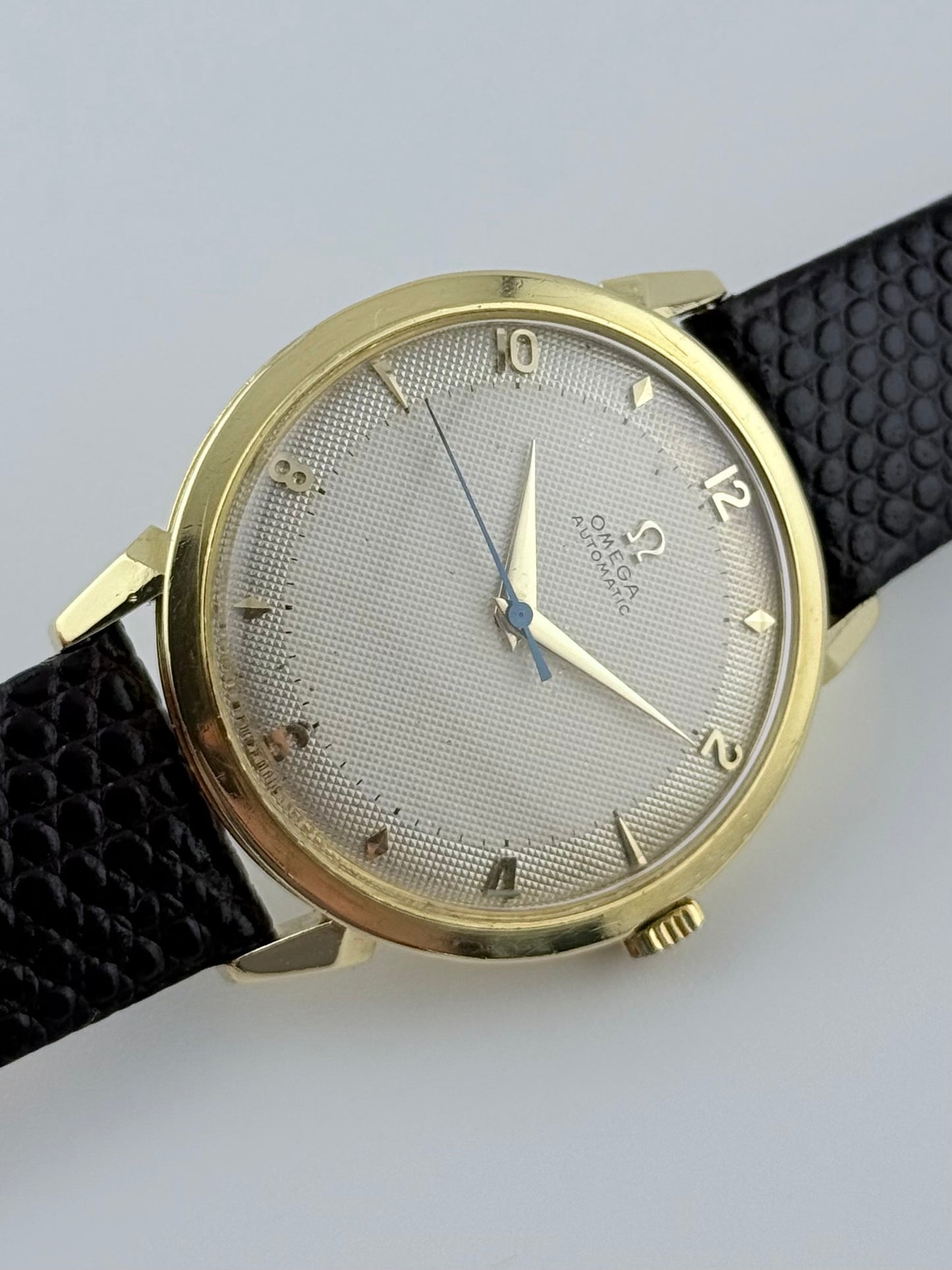 Omega Automatic Bumper - 2710 S.C - 18ct Gold