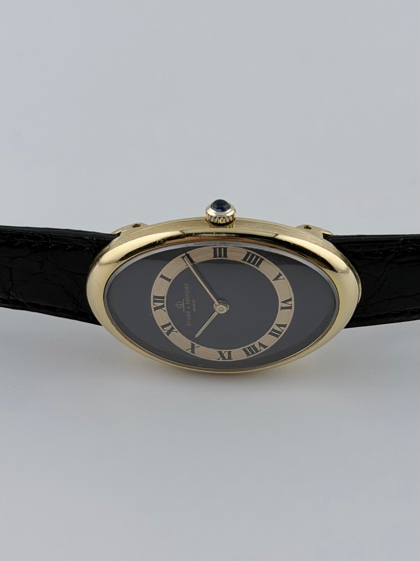 Baume Mercier Geneve Baignoire Manual Wind - 37055 - solid 18ct Gold