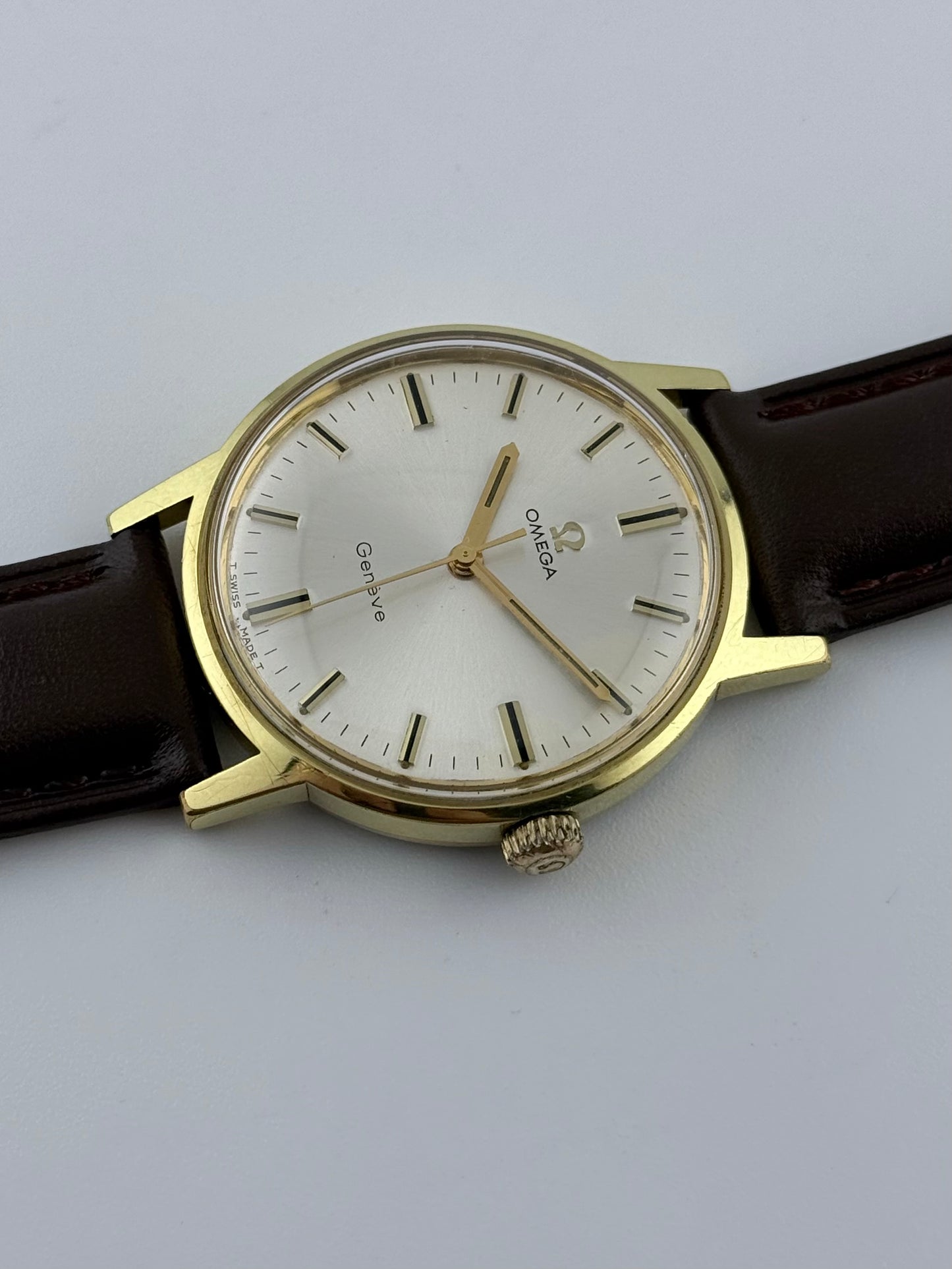 Omega Geneve Manual 135.070 - Box and Papers