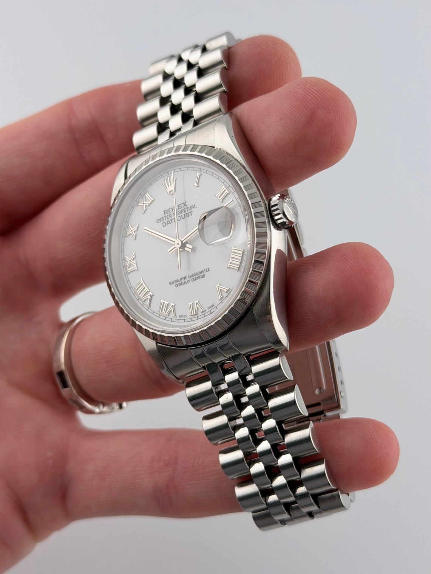 Rolex Datejust Oyster Perpetual - 16220 - Roman Numeral Dial - Original Box