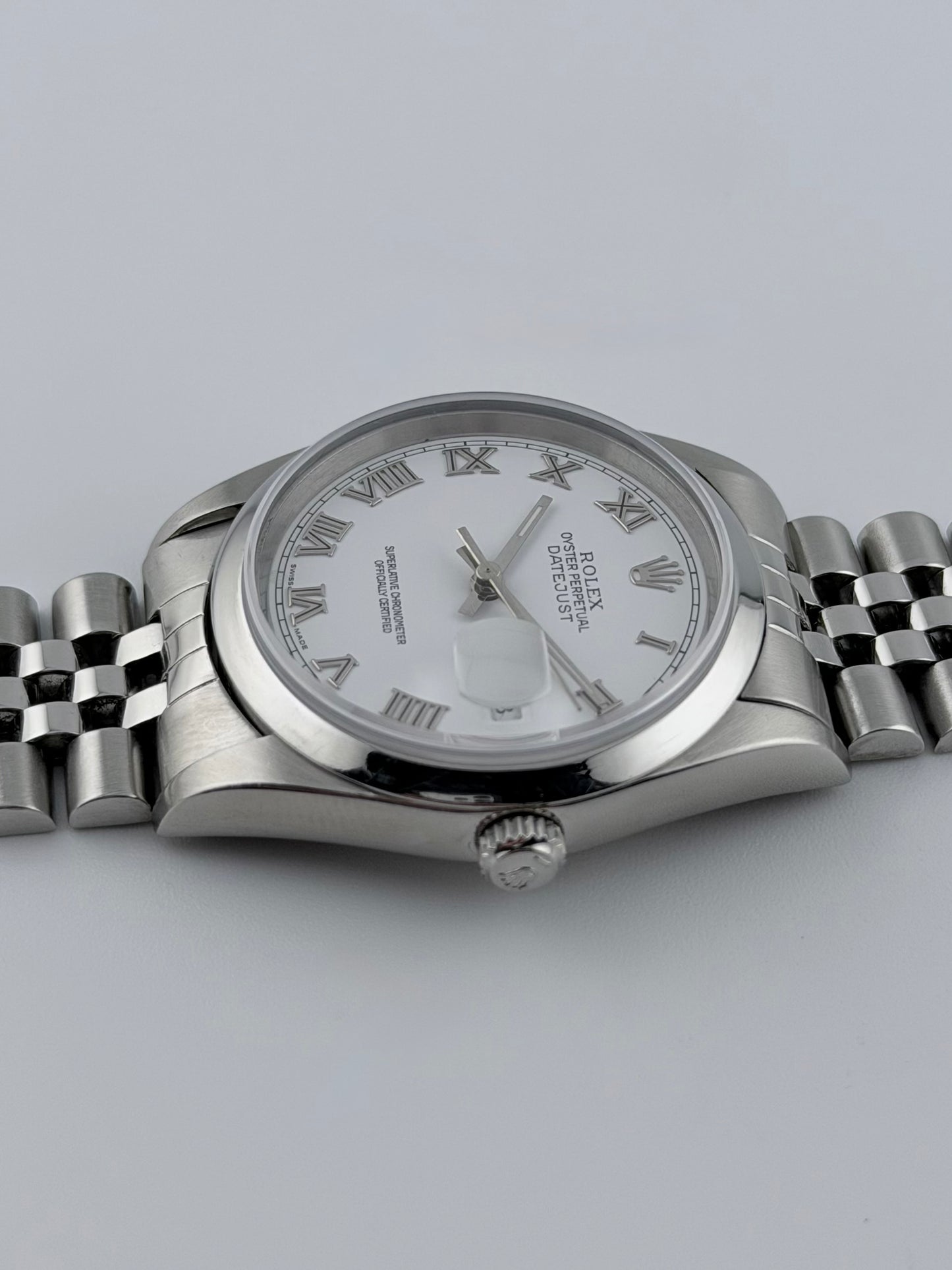 Rolex Datejust Oyster Perpetual 16200 - White Applied Roman Dial