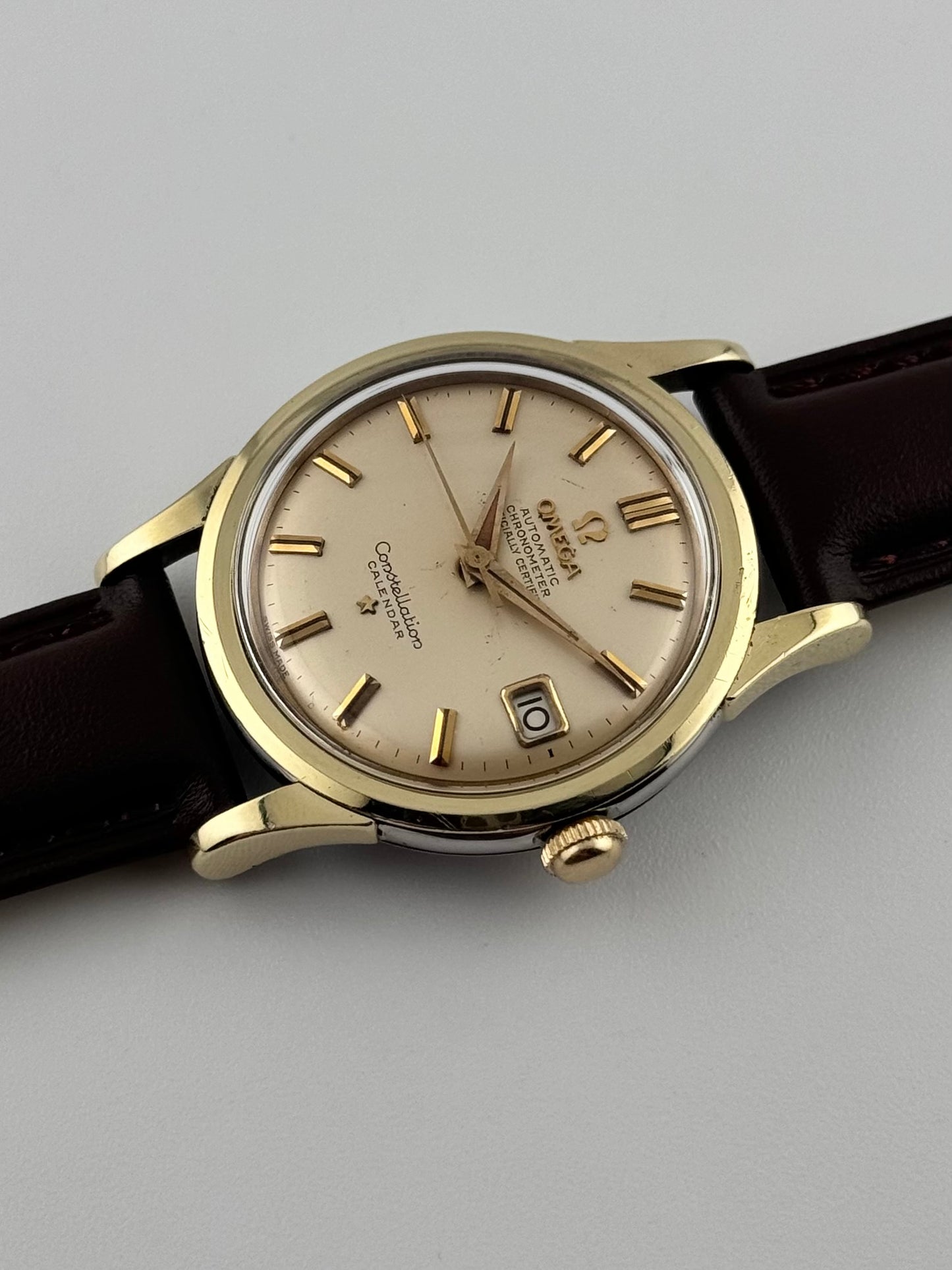 Omega Constellation Calendar Chronometer Automatic - 2943-5 SC