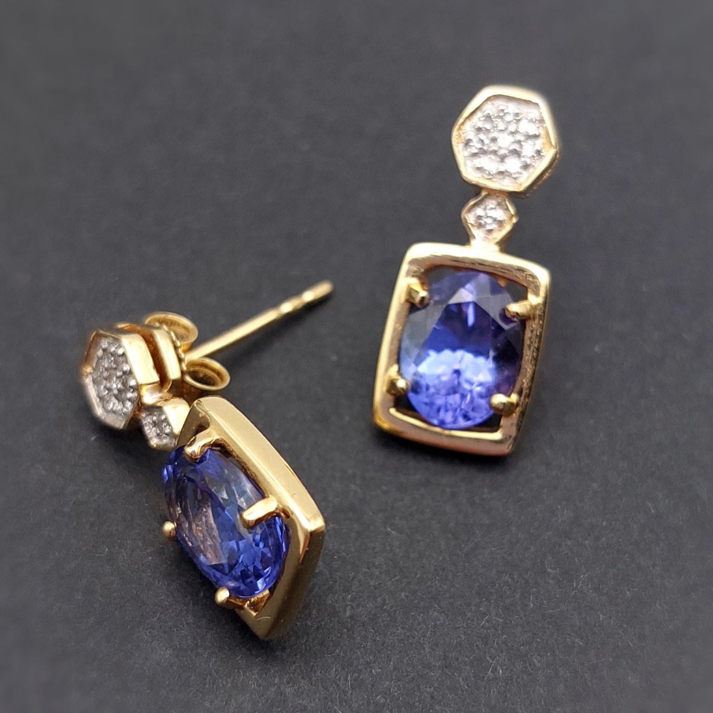 Tanzanite and Diamond 18ct Gold Fixed Drop Earings