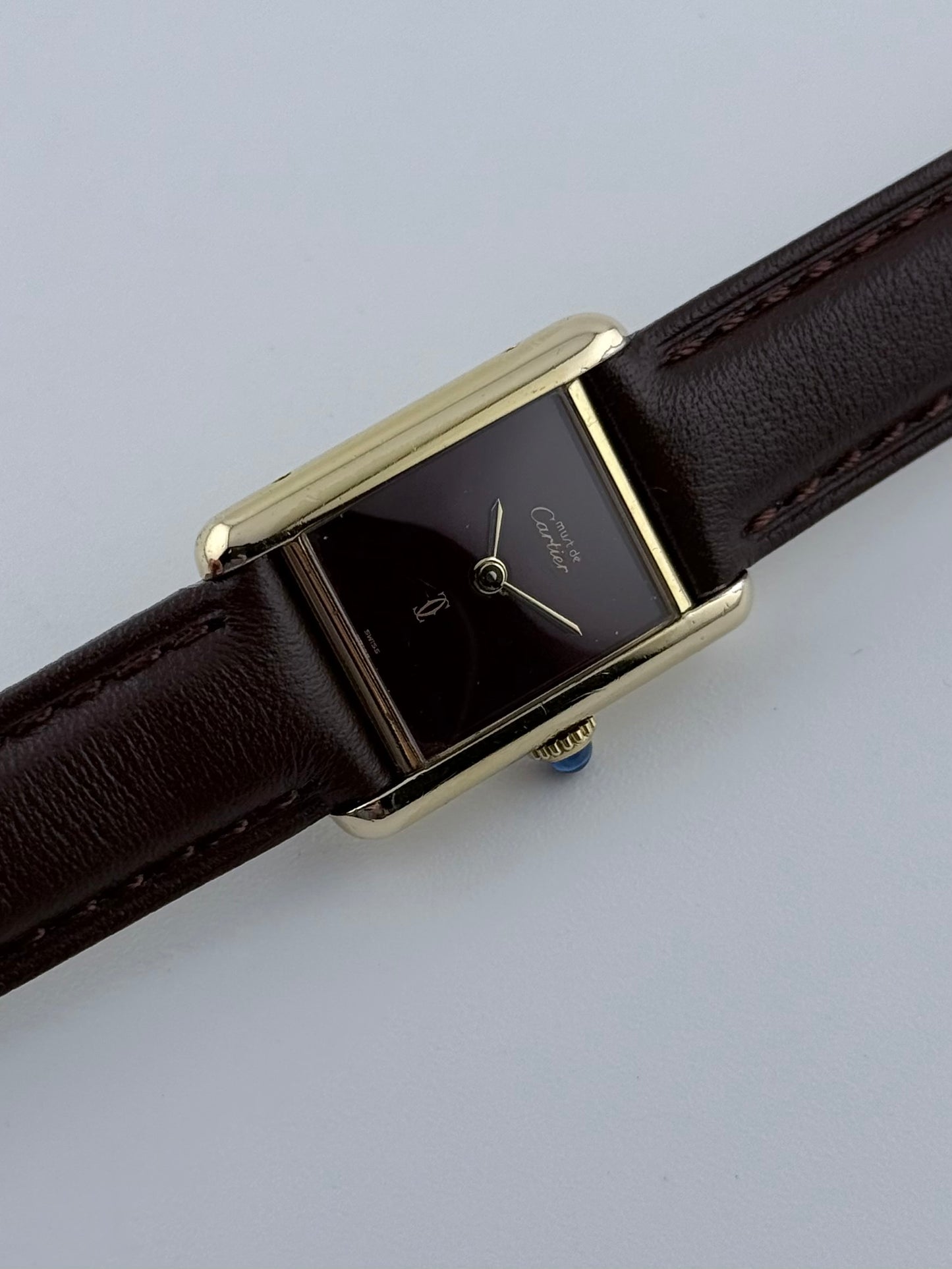 Cartier Must De Paris Tank Manual Wind - Burgundy Dial