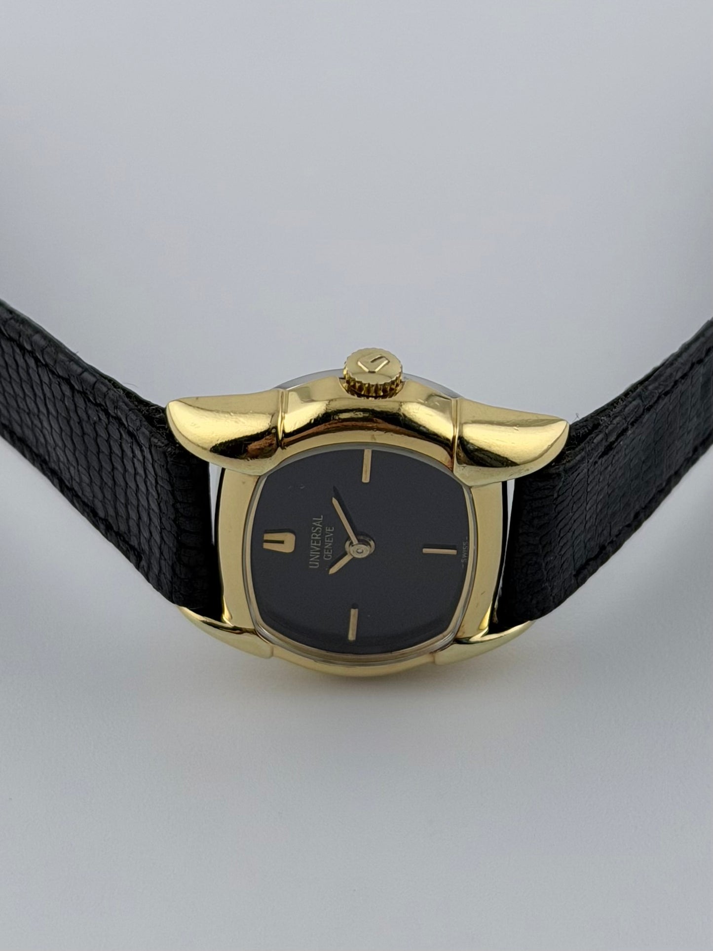 Universal Geneve 511624 - Ladies