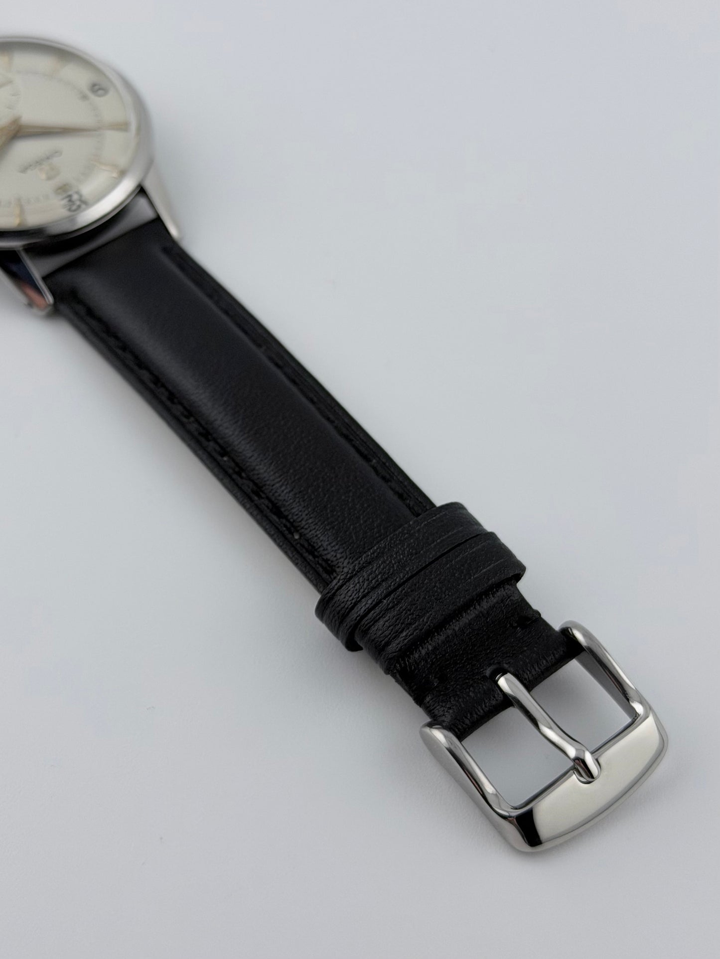 Omega Manual Wind - Sub Seconds - 2495-17