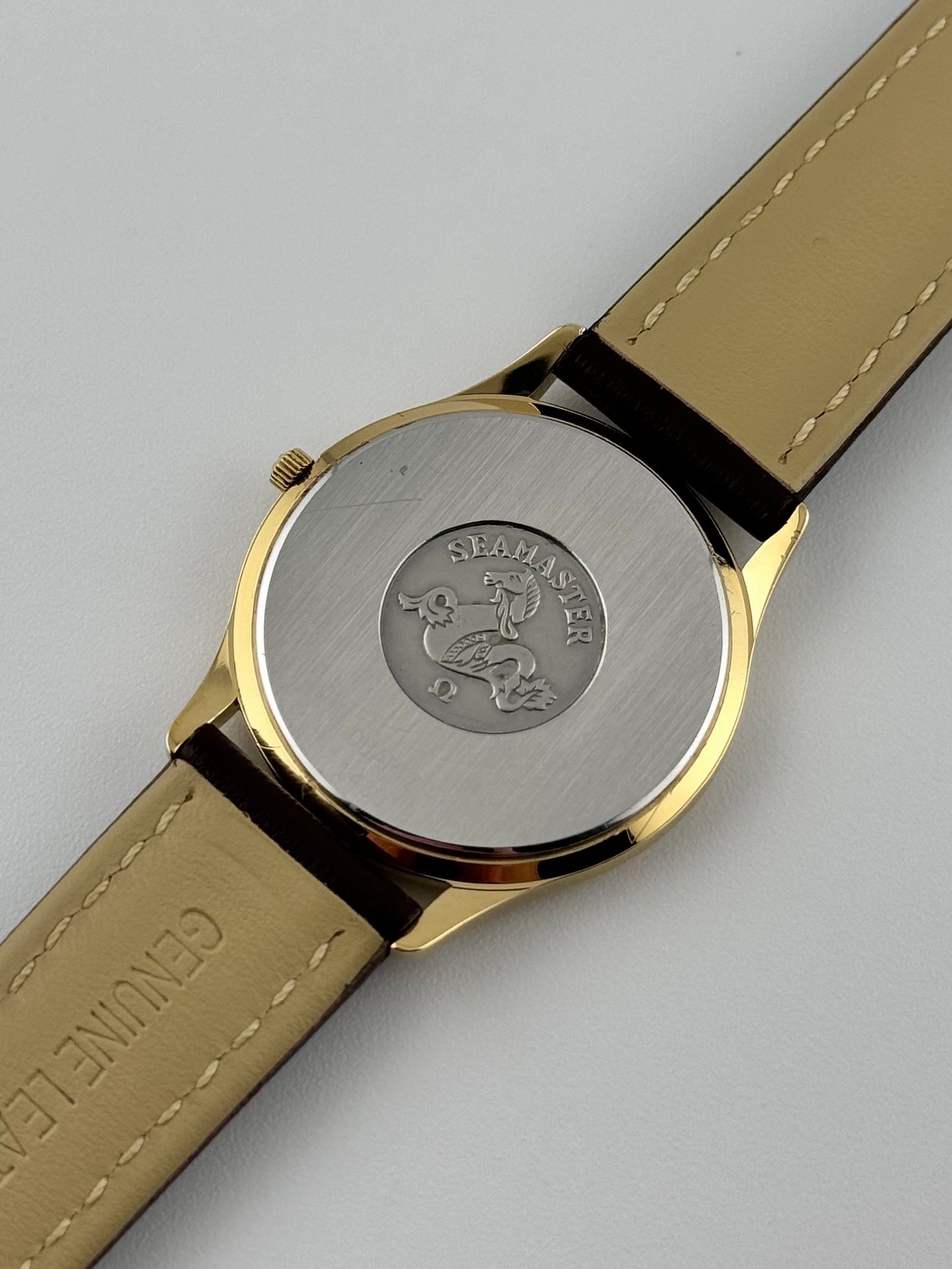 Omega Seamaster Quartz Date 196.0251 - Waffle Dial