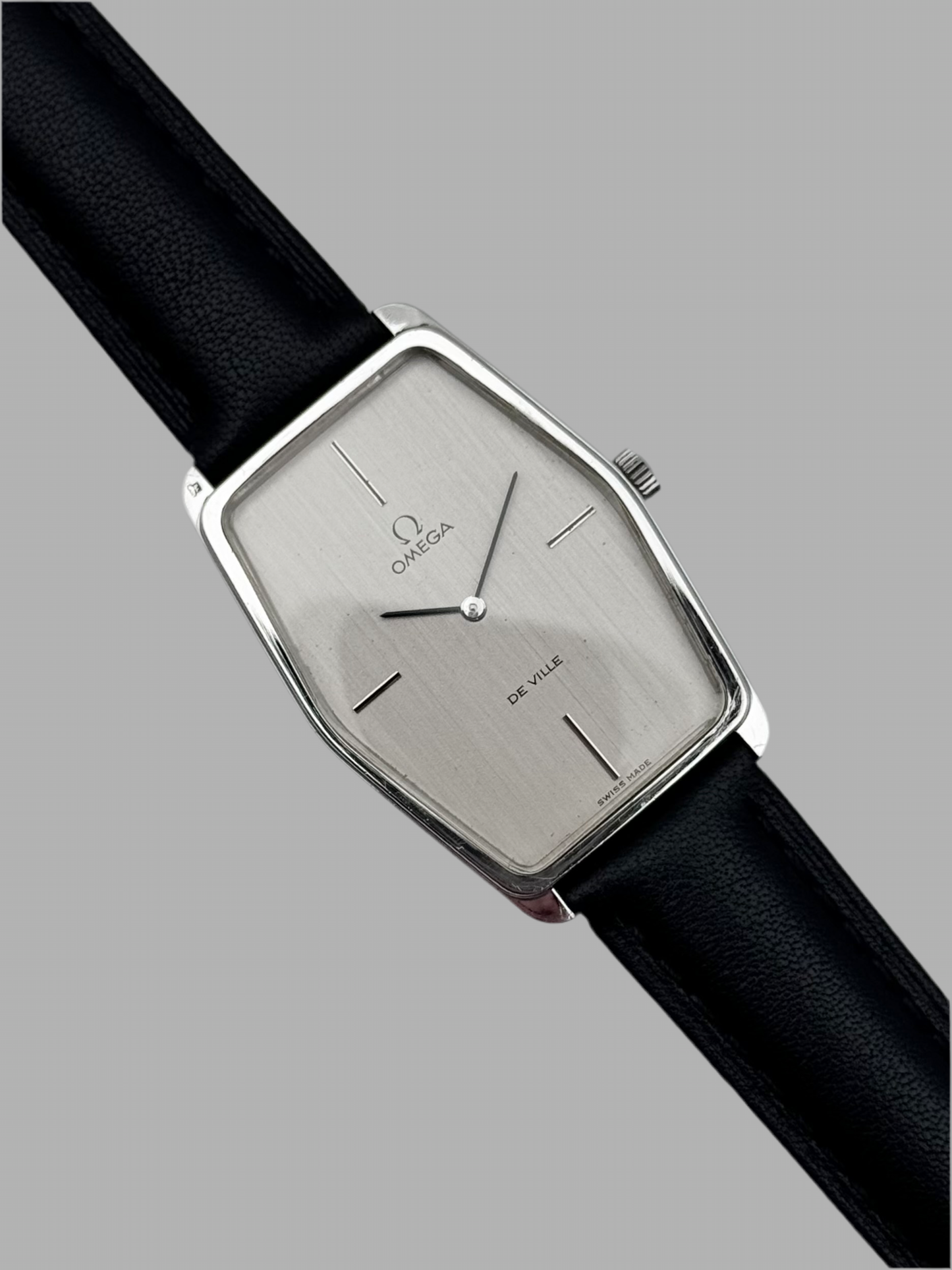 Omega De Ville Tank Manual Wind - 111.103 - Rare – The Wrist Watcher Omega De Ville Tank Manual Wind - 111.103 - Rare – The Wrist Watcher