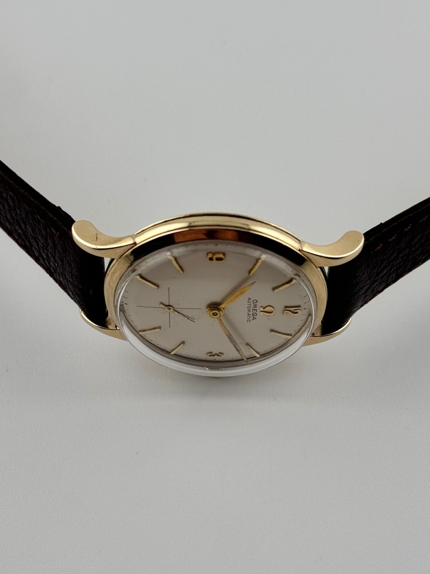 Omega Sub Seconds Automatic Bumper from 1944 - 9ct Yellow Gold