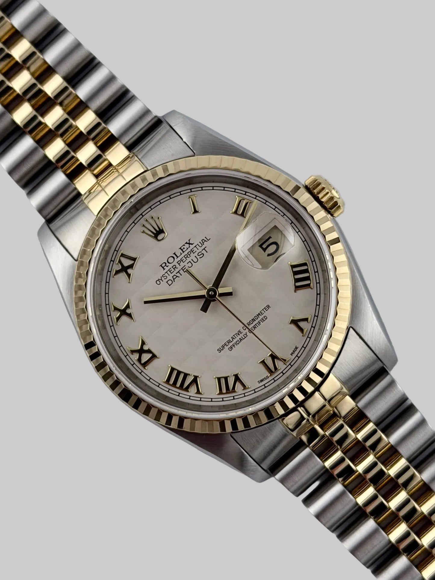 Rolex Datejust Oyster Perpetual 16233 - Rare Pyramid Dial - Original Box
