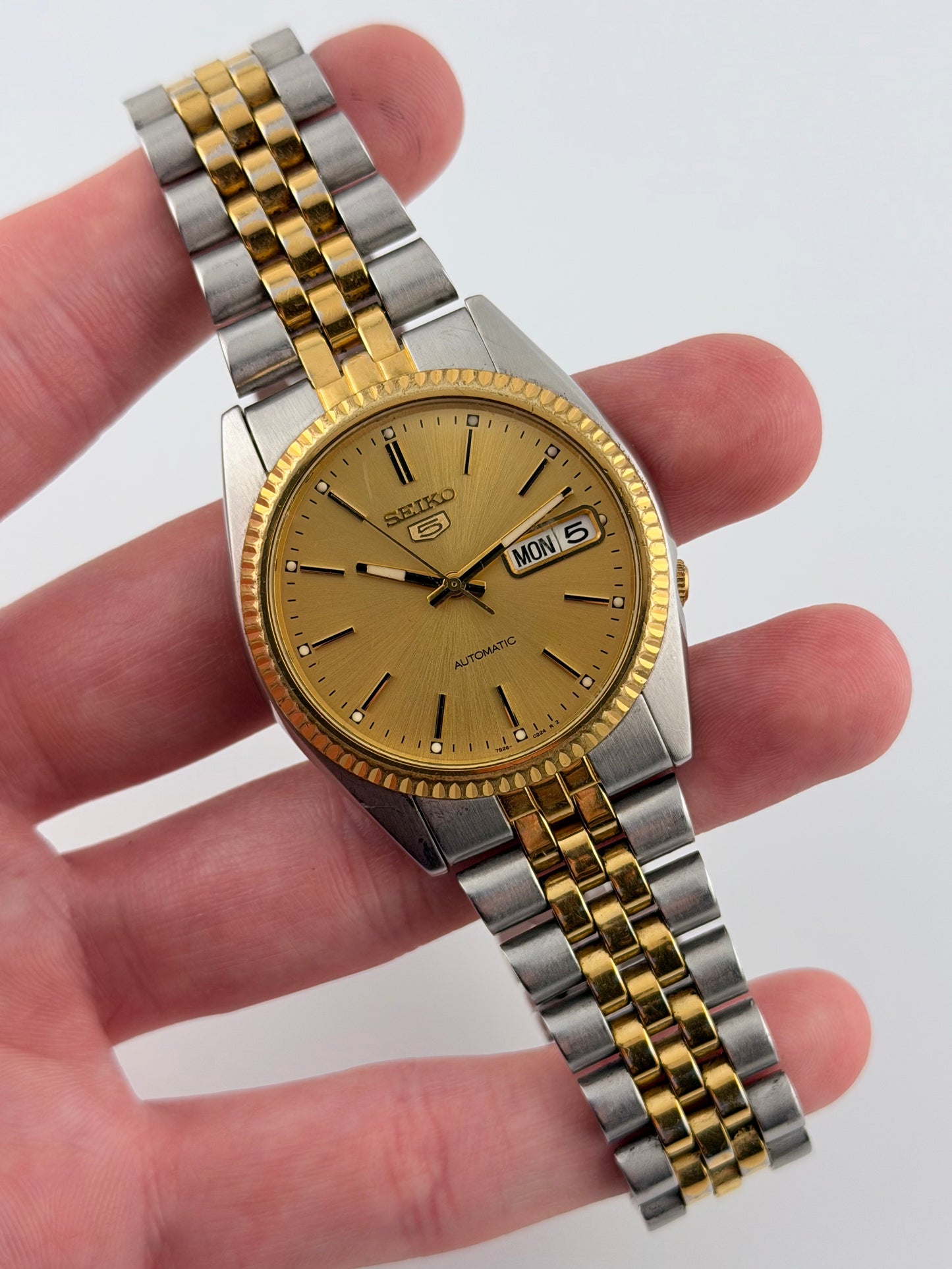 Seiko 5 Automatic Day-Date 7S26-3110 - Sunbrurst Dial