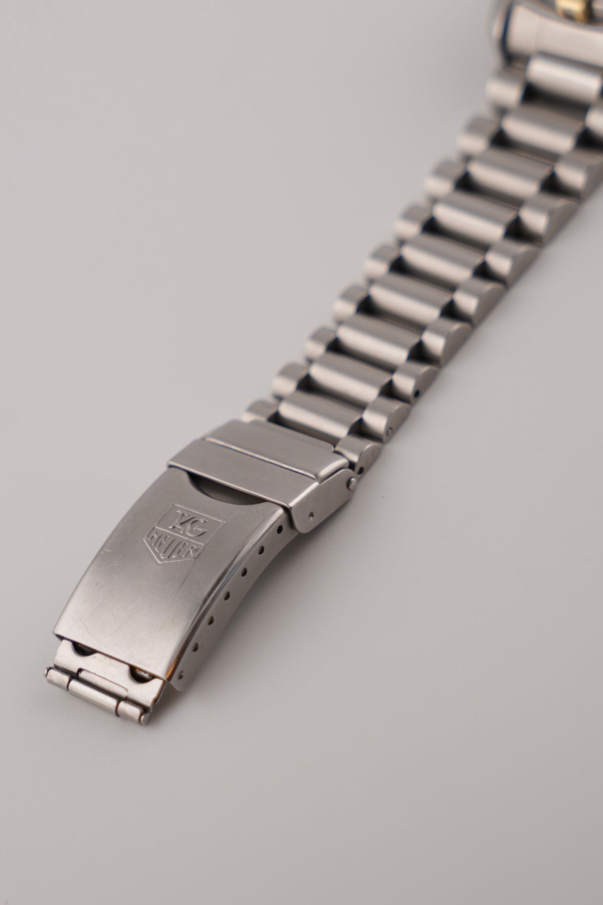 Tag Heuer 2000 Automatic Date Professional 200m - 165.806