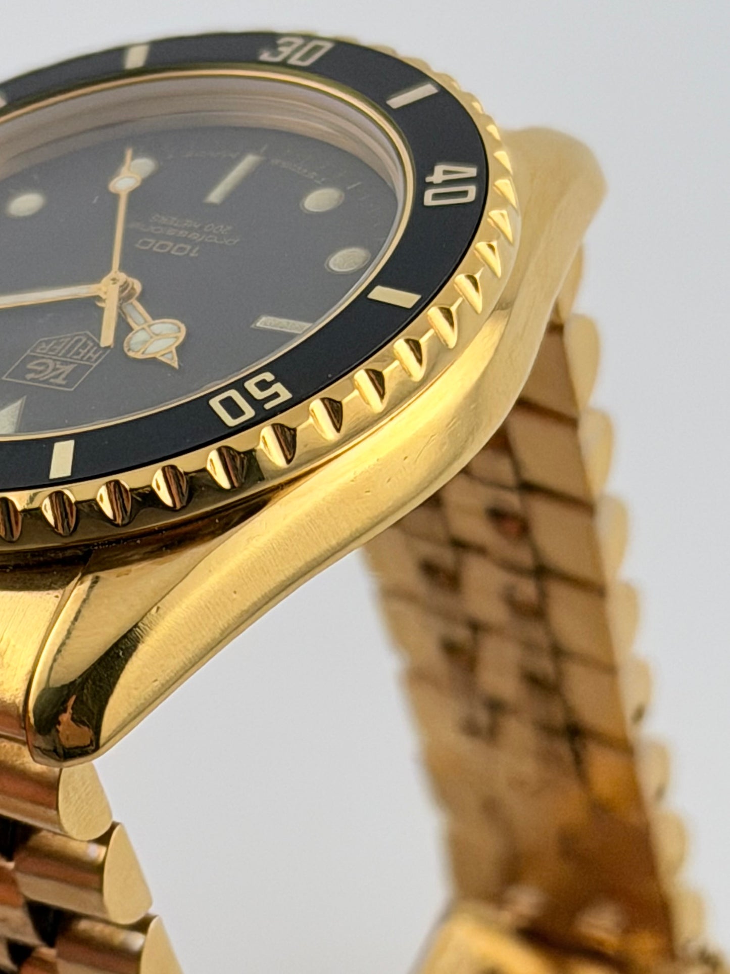Tag Heuer Professional 1000 Quartz 200m 980.020N - Rare original gold plated configuration