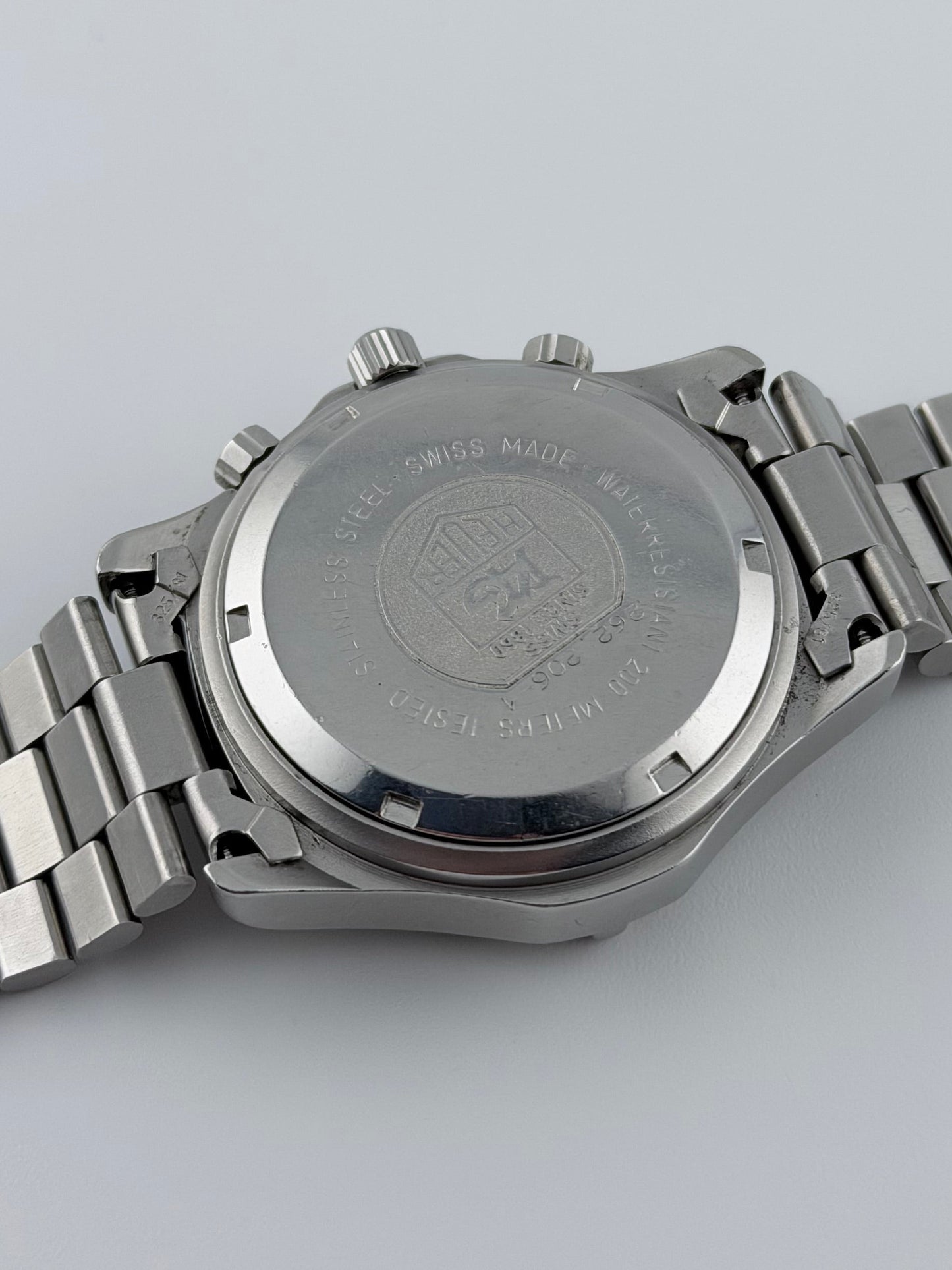 Tag Heuer 2000 Professional 200m Quartz Date - 262.206-1