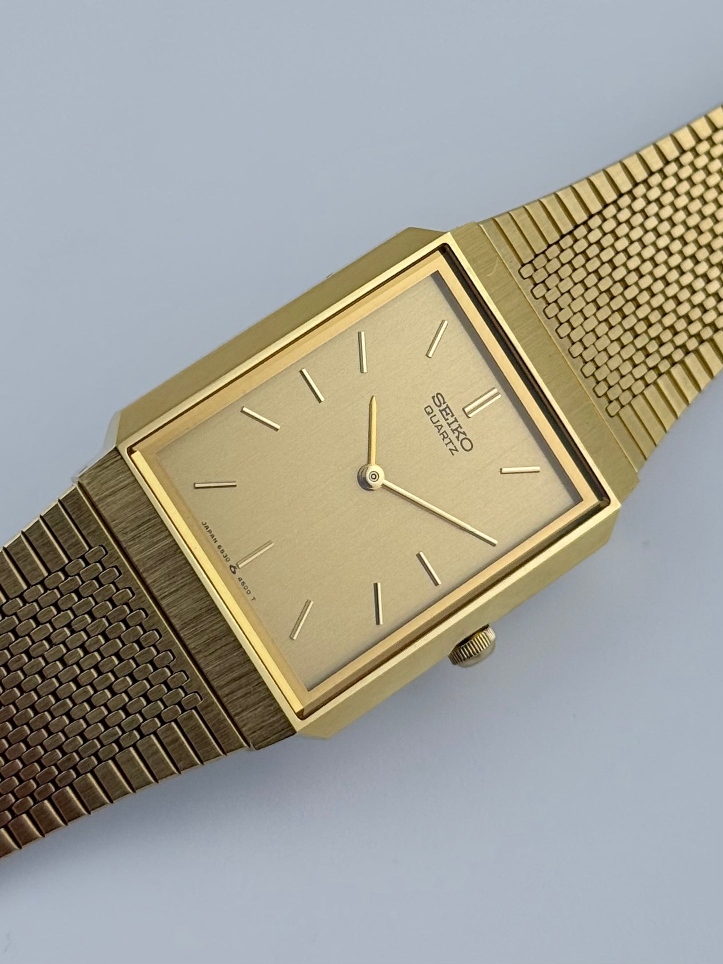 Seiko Tank Quartz - 6530-5810