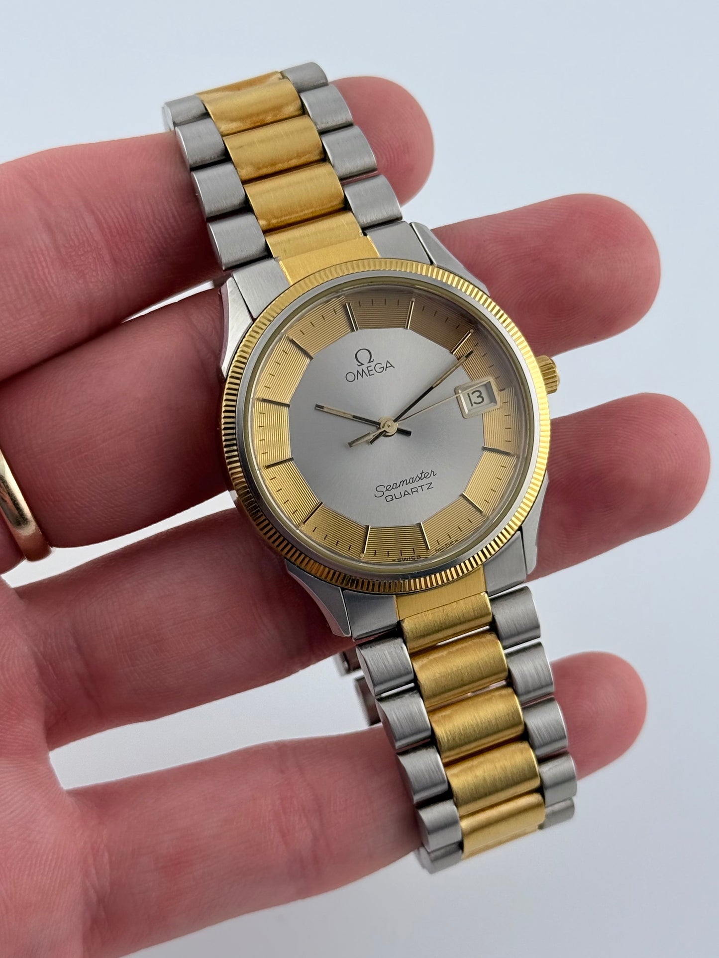 Omega Seamaster Quartz Date - 196.0189 - Rare Pie-Pan Dial
